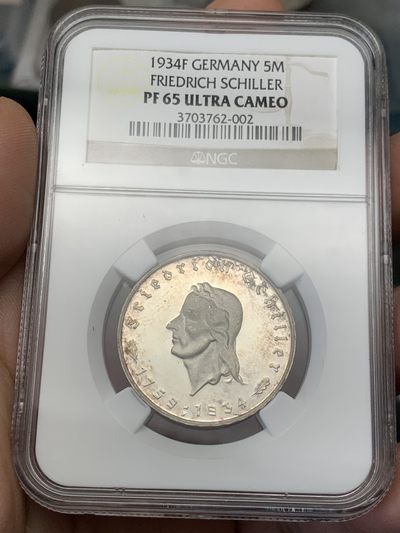 《竞宝斋》第213场-周日，周一 2场 (全场包邮) - NGC PF65ULTRA CAMEO 高分 德国 1934年席勒5马克精制银币 德三第一大珍名誉品 2018年64分8000+成交 今年HA P66 DC的2.2W成交