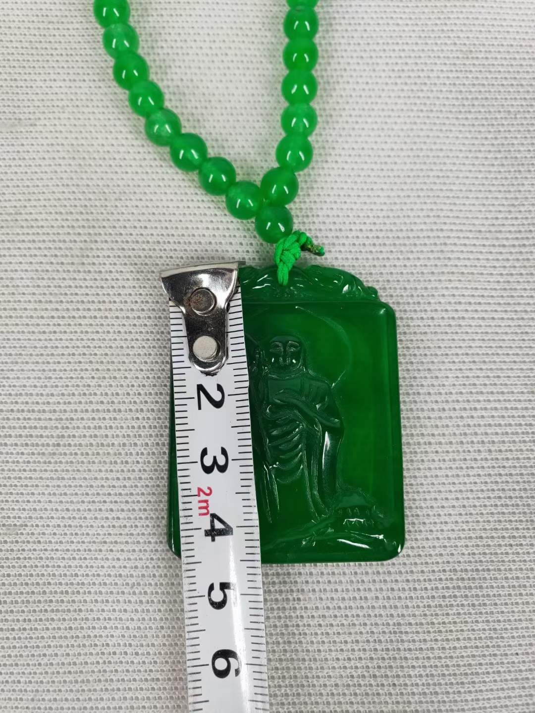 翡翠项链和翡翠挂件一套