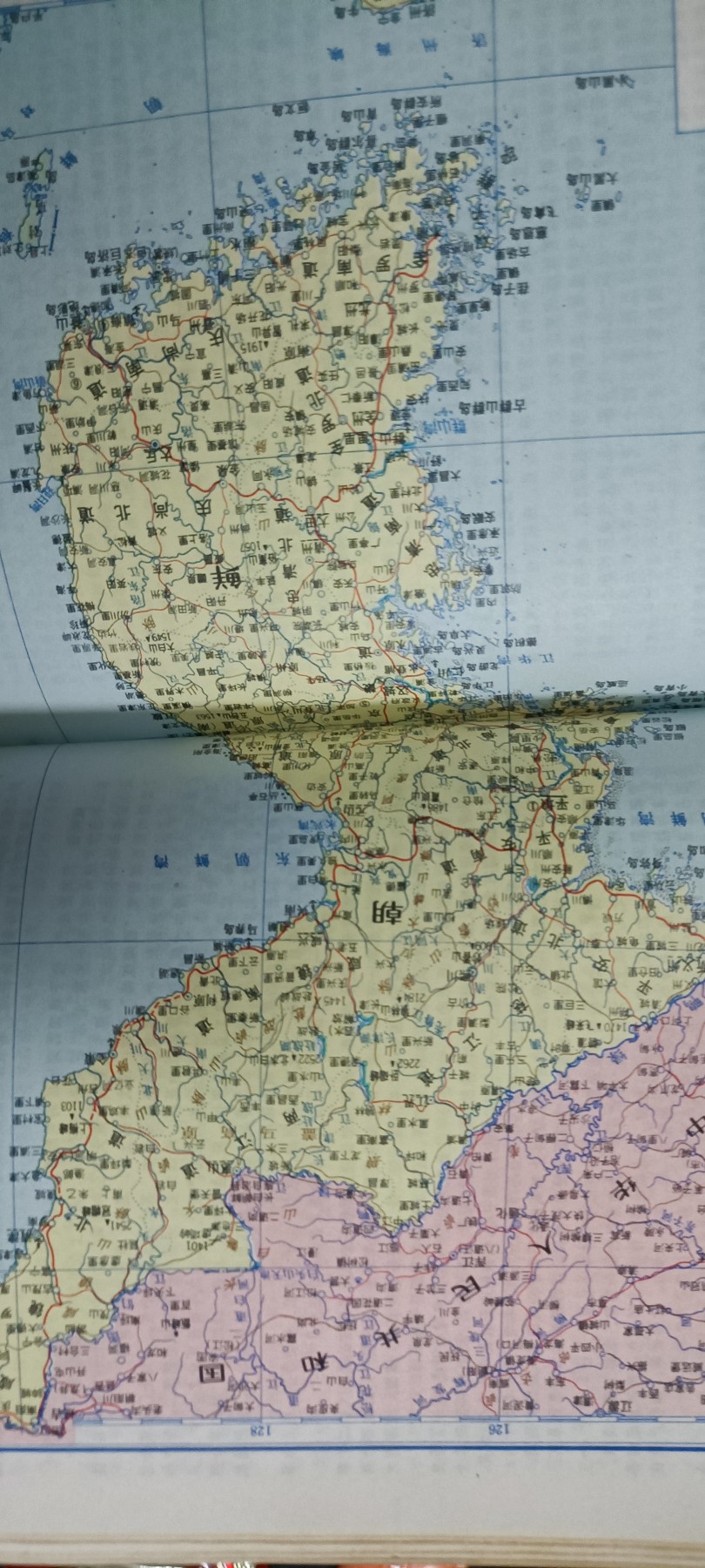天字一号拍卖，100件拍品全部0起！ 老版世界地图，七十年代左右