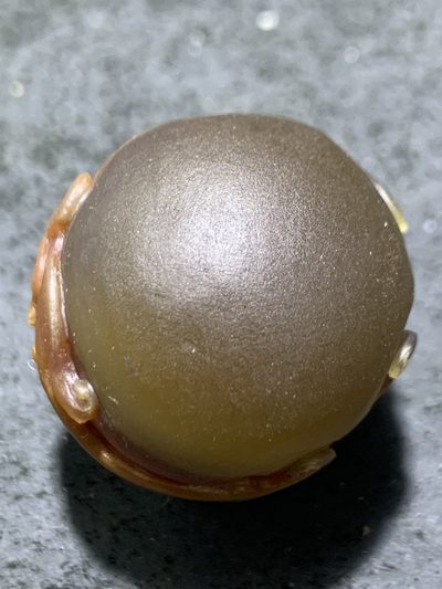 精美亚光高玉化巴西玛瑙手工俏色巧雕仿古龙随形圆珠一个！ 精美亚光高玉化巴西玛瑙手工俏色巧雕仿古龙随形圆珠一个！