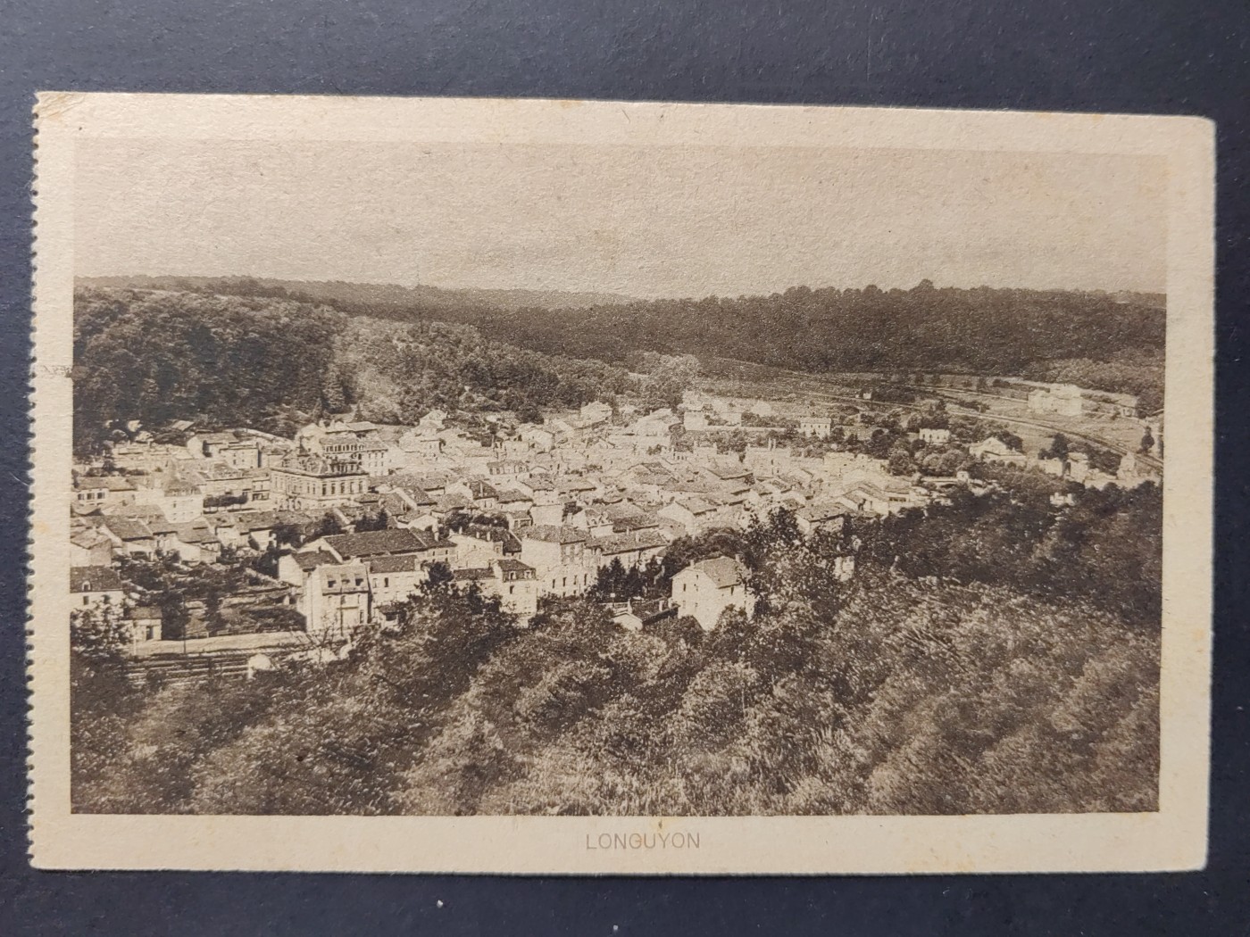 欧洲军邮片&欧洲片（拍卖）第②②场 军邮免邮资明信片（山下的风景）