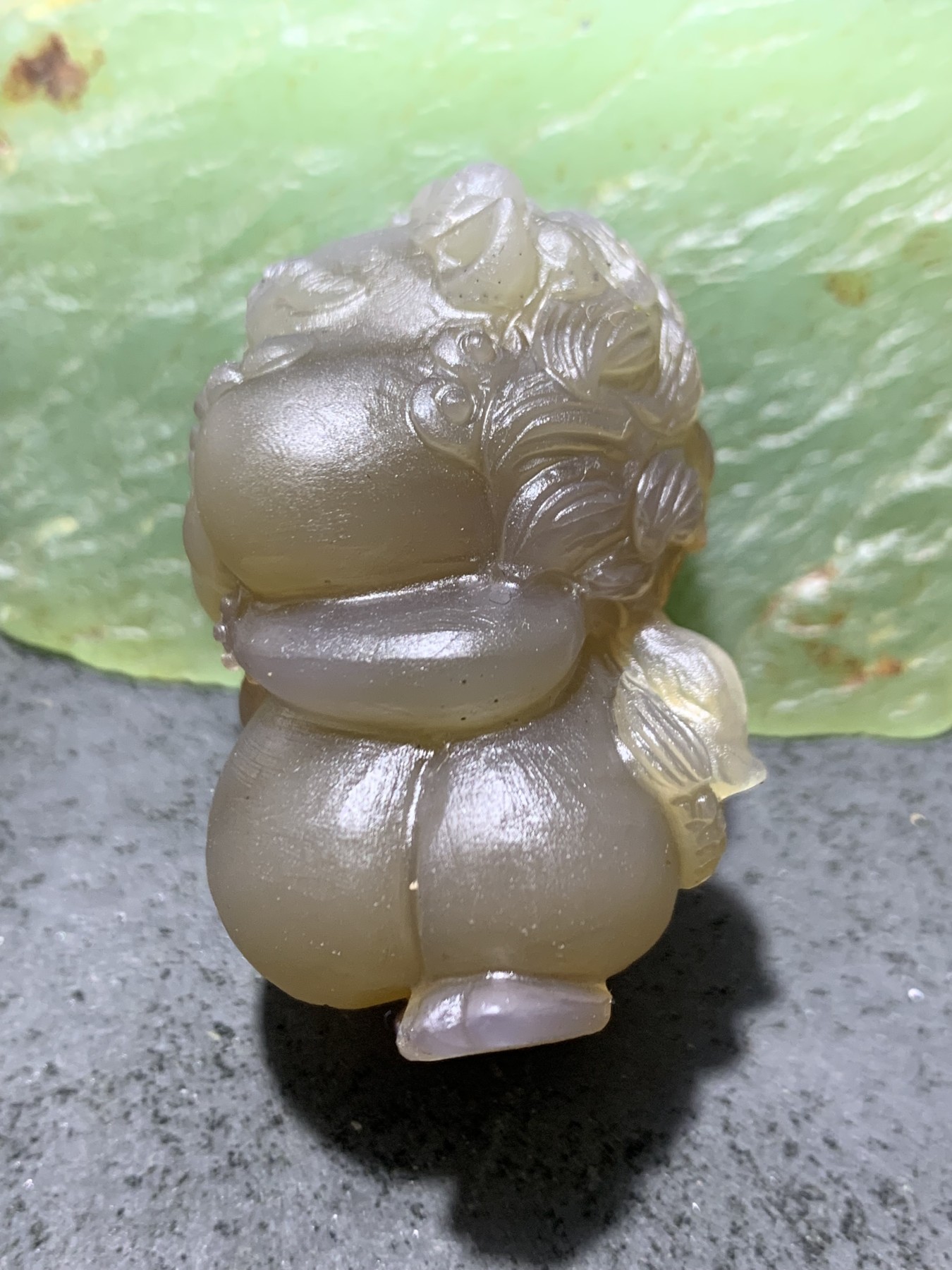 精美亚光高玉化巴西玛瑙手工雕刻呆萌瑞兽把件（摆件）一个！