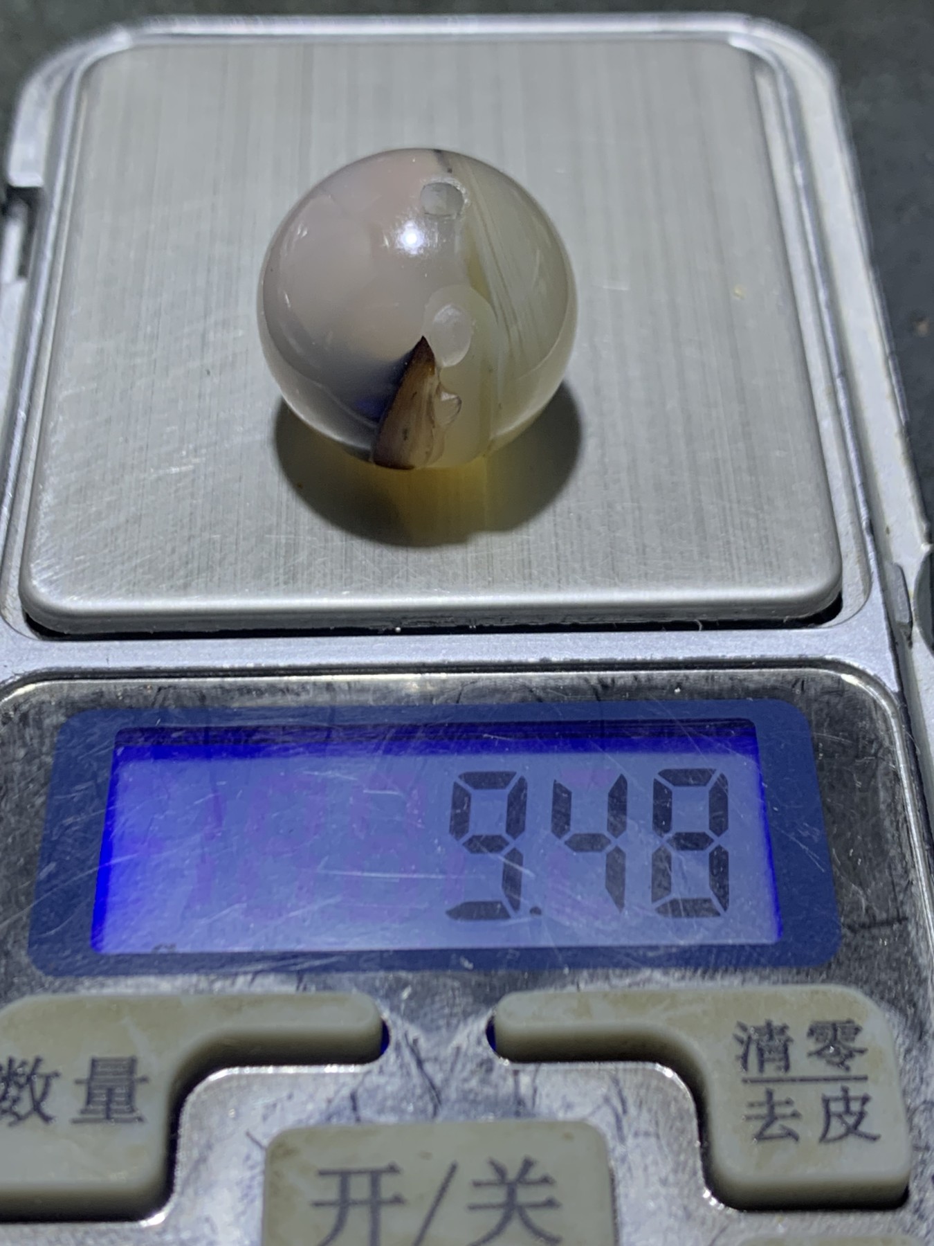 精美高玉化亚光一线海洋玉髓手工俏色巧雕一心向佛意境圆珠一个！