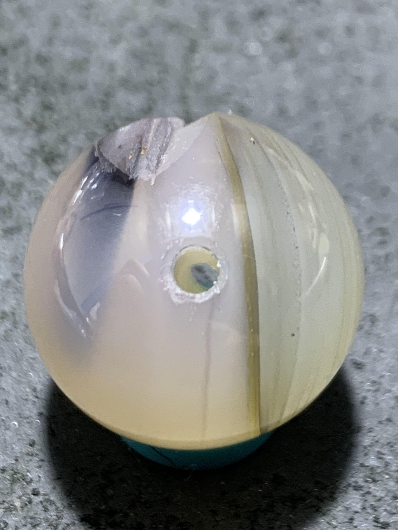 精美高玉化亚光一线海洋玉髓手工俏色巧雕一心向佛意境圆珠一个！