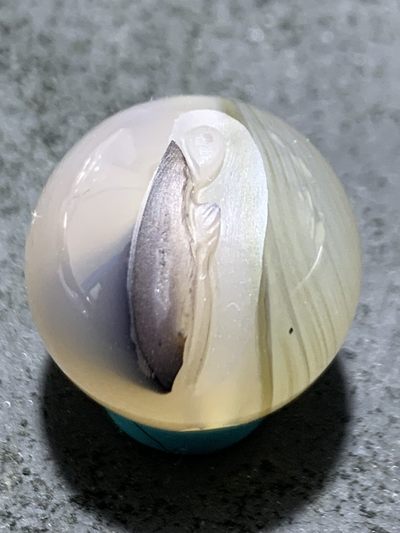 精美高玉化亚光一线海洋玉髓手工俏色巧雕一心向佛意境圆珠一个！ - 精美高玉化亚光一线海洋玉髓手工俏色巧雕一心向佛意境圆珠一个！