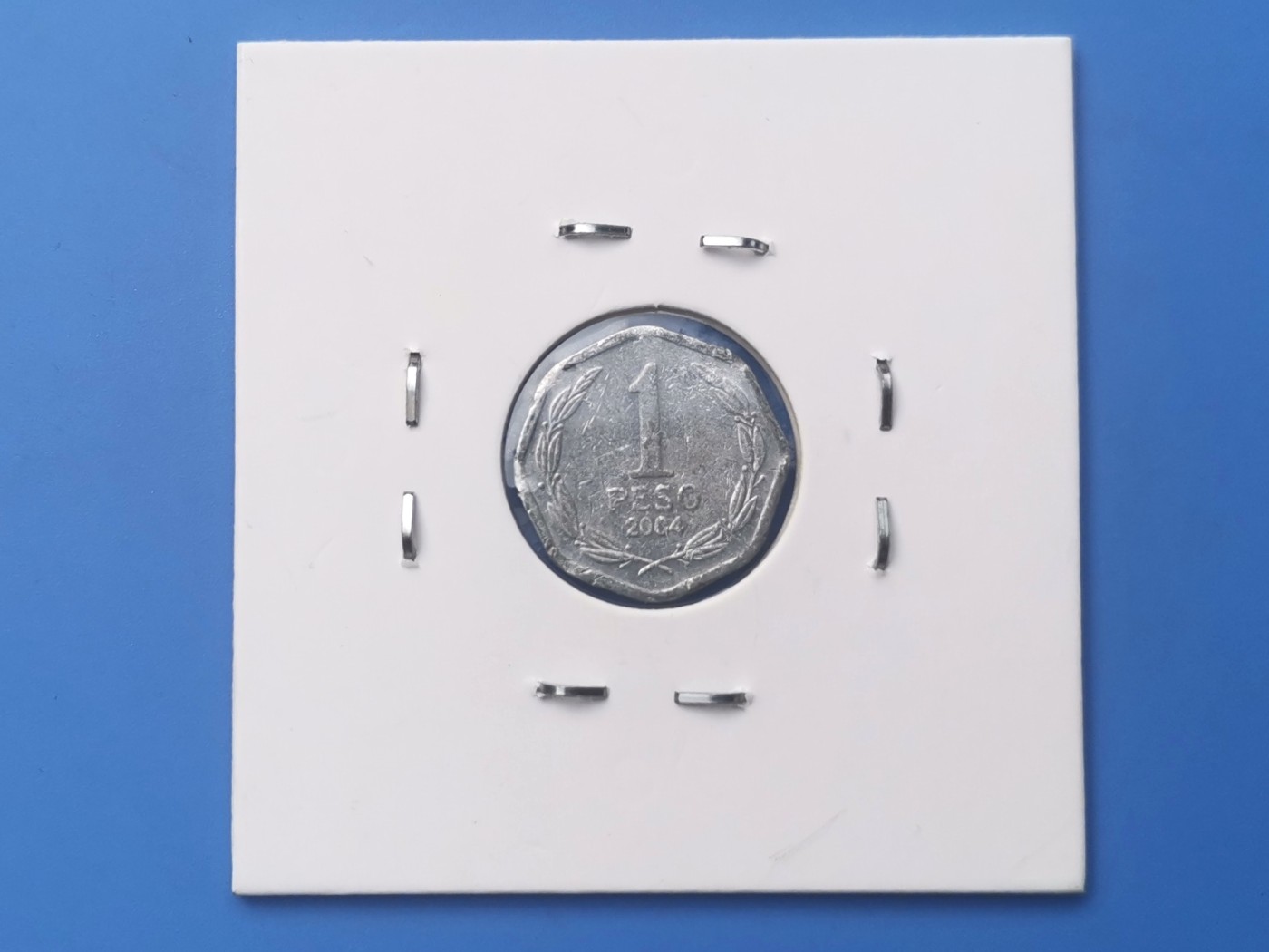 【易洋钱喜】第十三场 外国硬币专场 0元起拍 满百包邮 2004年智利一比索，铝币