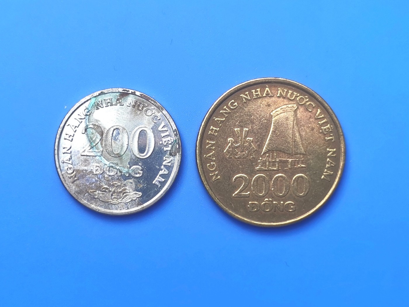 【易洋钱喜】第十三场 外国硬币专场 0元起拍 满百包邮 越南硬币两枚
