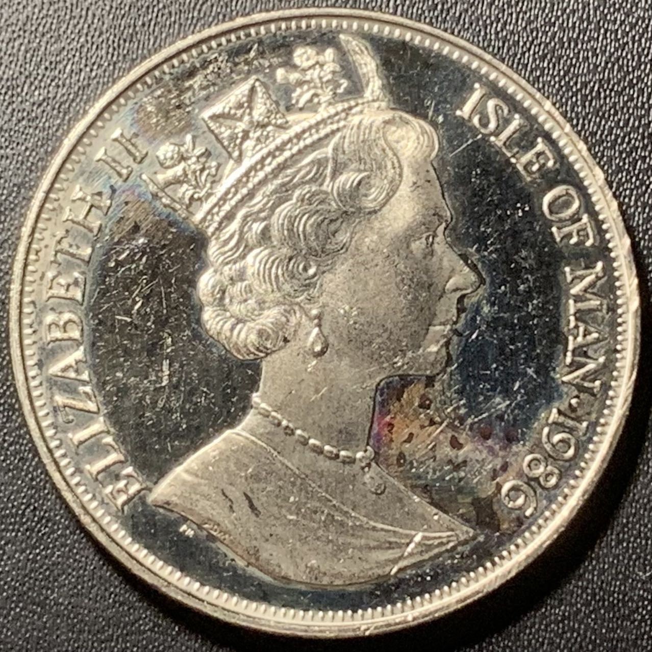 紫瑗钱币——第324期拍卖 马恩岛 1986年 墨西哥世界杯 地球村 1克朗 镍币