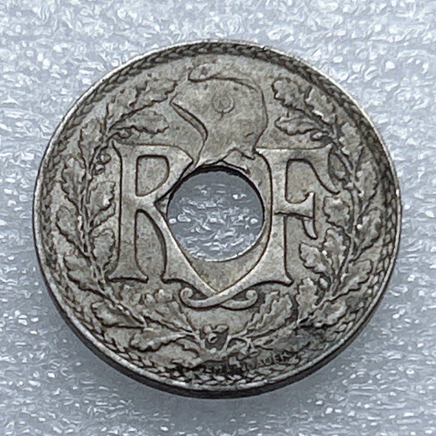 全场一元起拍 世界钱币散币专场 第37期 法国早期中孔币 神奇鸟 10分 10生丁 1921年