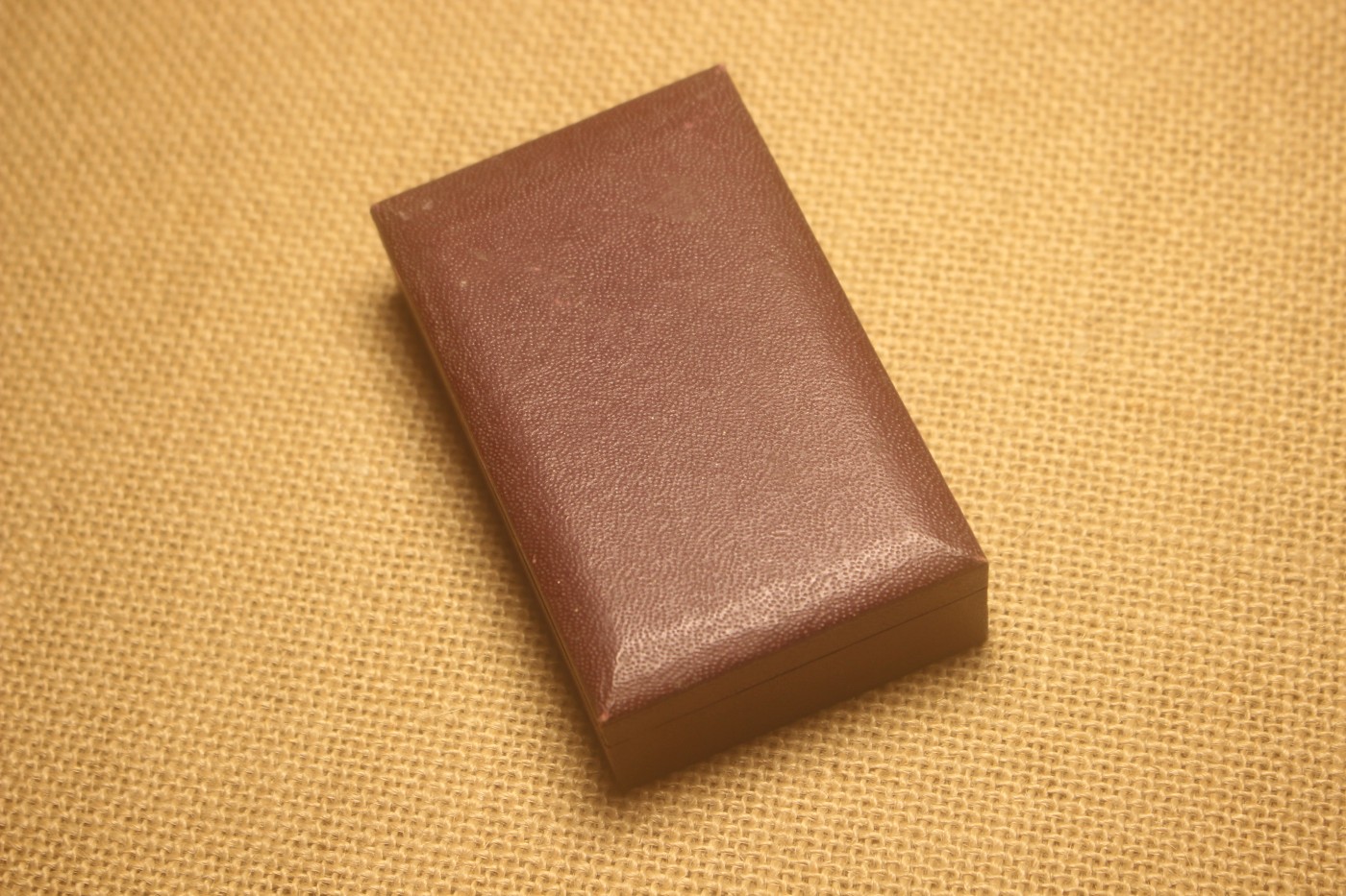 老王的周日小拍拍 赤十字社员章，明治式样，银质 