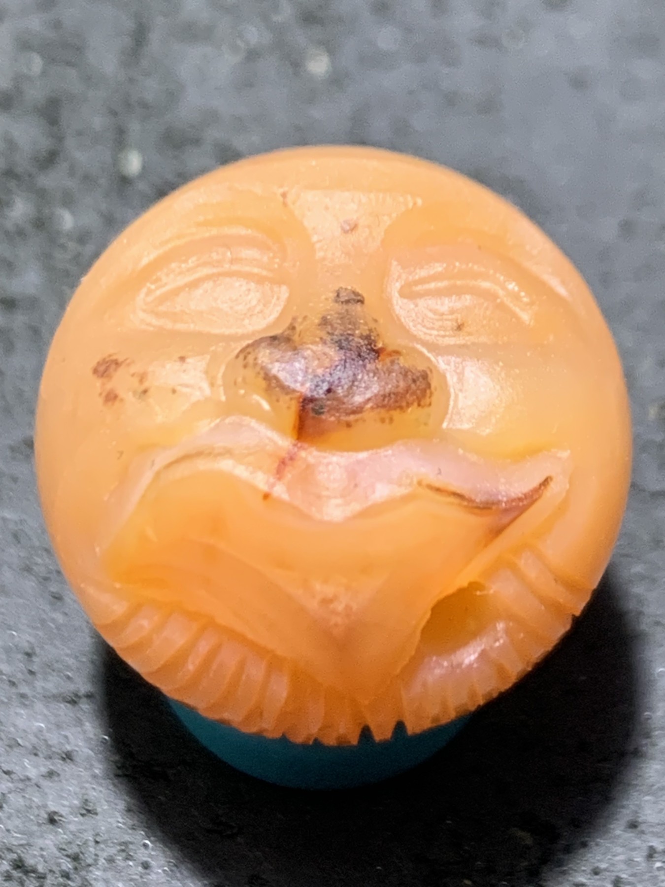 精美亚光高玉化巴西玛瑙手工俏色巧雕笑口常开圆珠一个！