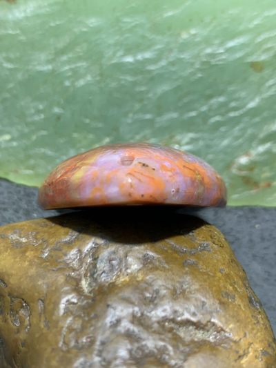 川料南红玛瑙包浆料吊坠一个 川料南红玛瑙包浆料吊坠一个