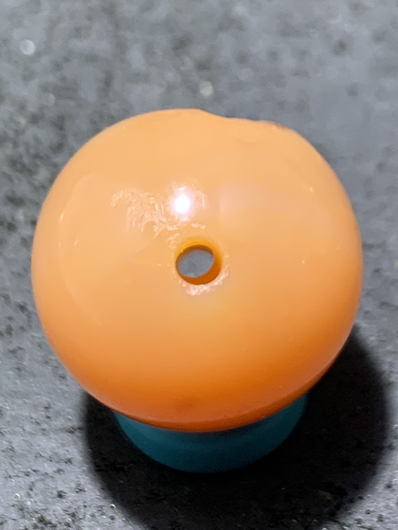 精美亚光高玉化巴西玛瑙手工俏色巧雕笑口常开圆珠一个！