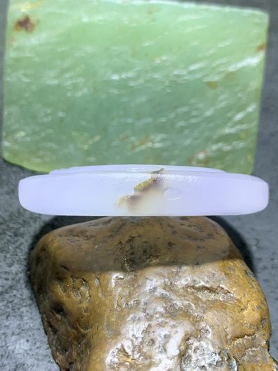 精美高玉化海洋玉髓手工俏色巧雕海豚意境牌子一个！ 精美高玉化海洋玉髓手工俏色巧雕海豚意境牌子一个！