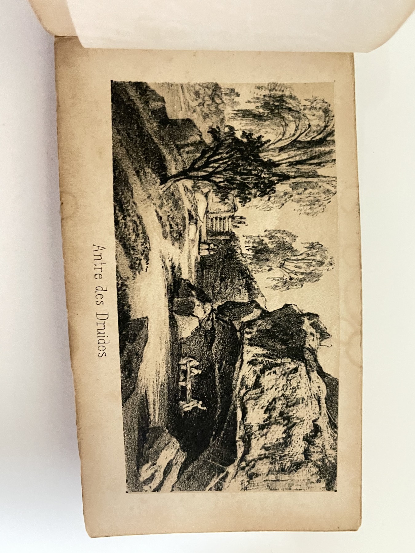 海外回流精品（欧美专场） 法国回流18-19世纪小画册（图片数量限制画册无法拍全）