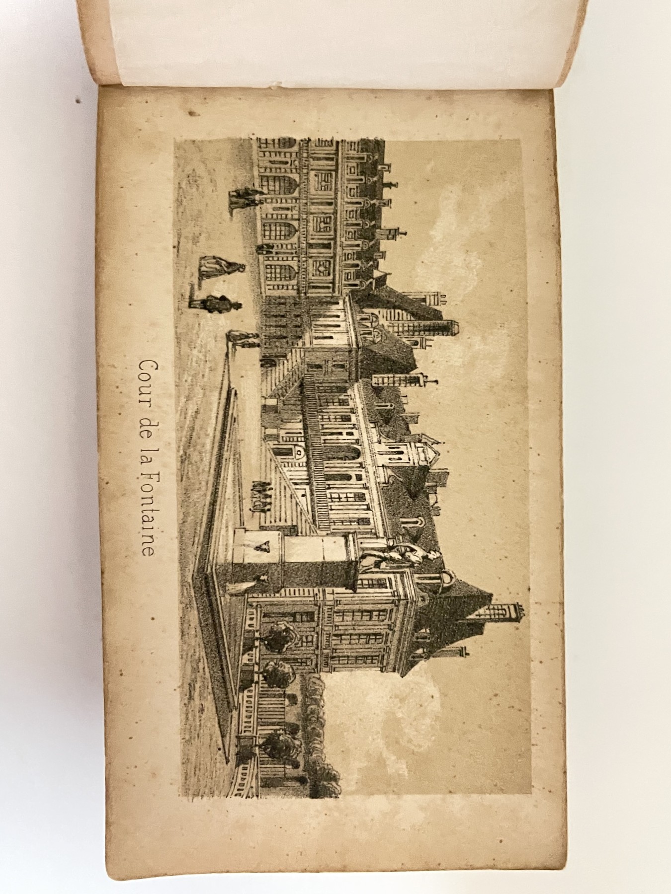 海外回流精品（欧美专场） 法国回流18-19世纪小画册（图片数量限制画册无法拍全）