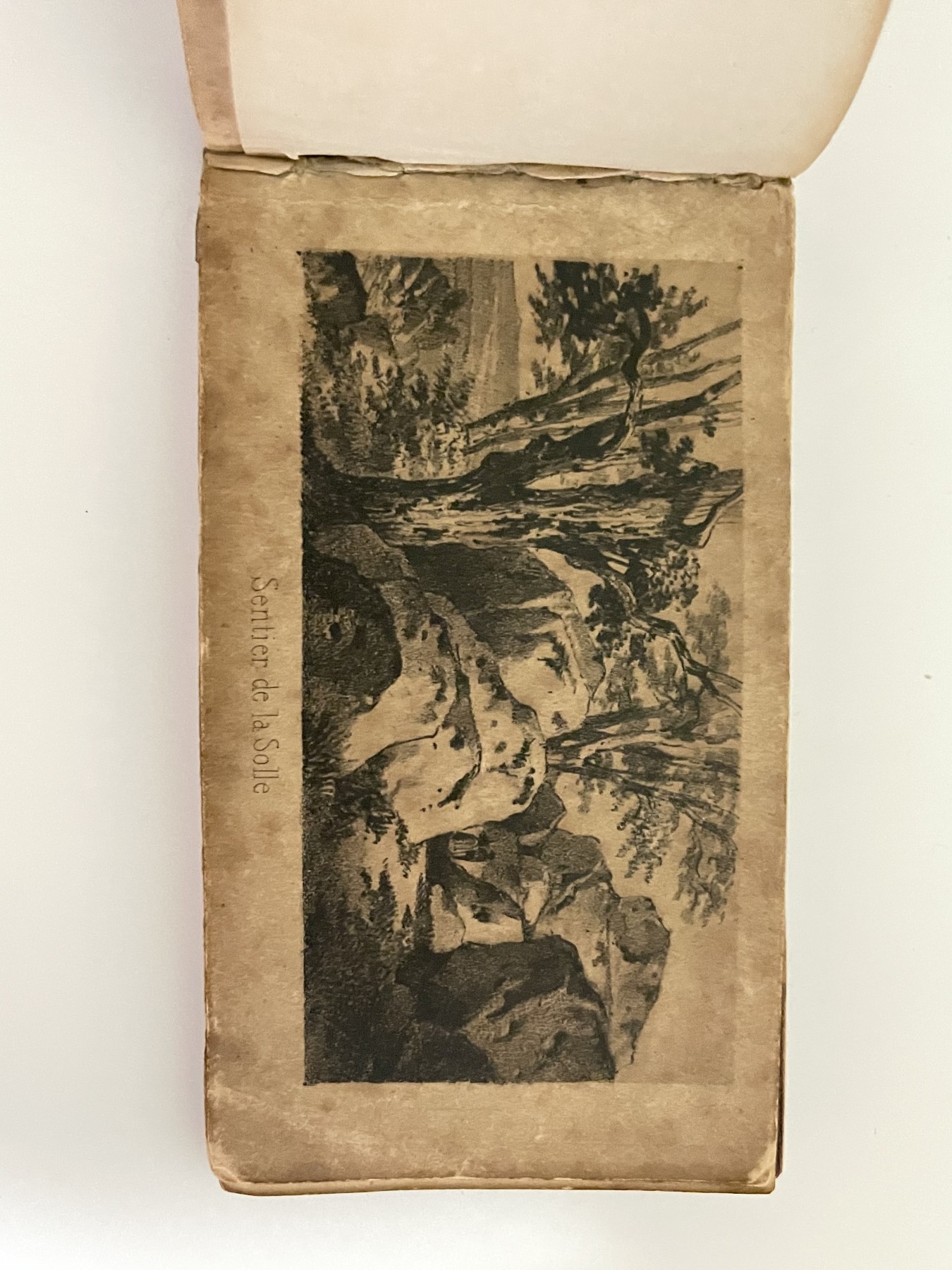 海外回流精品（欧美专场） 法国回流18-19世纪小画册（图片数量限制画册无法拍全）