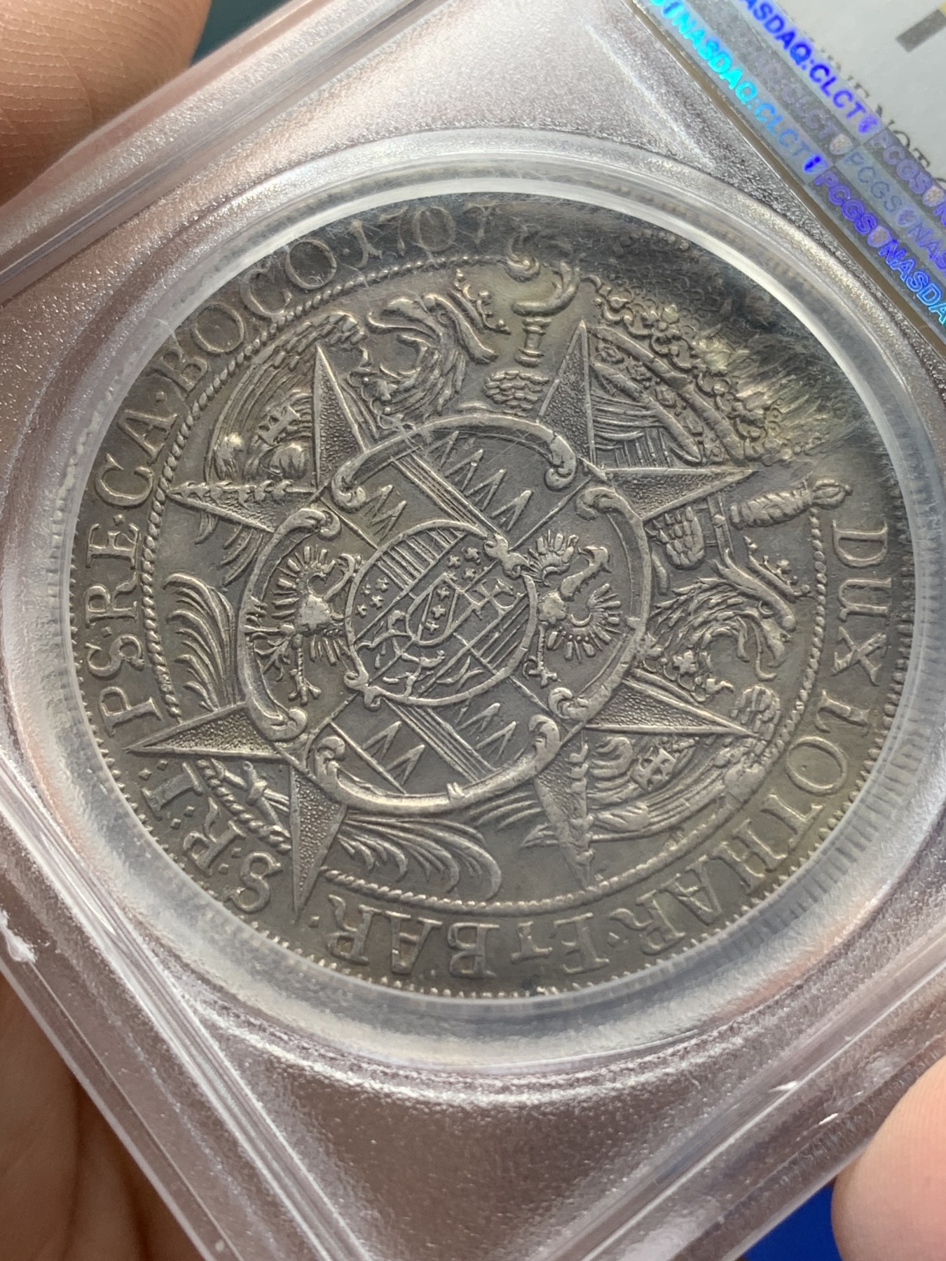 《竞宝斋》第215场-周日，周一 2场 (全场包邮) PCGS AUD 哈布斯堡1707年约瑟夫一世泰勒，德国州币奥尔姆兹教皇区，1泰勒大银币。很少见银币。喜欢哈布斯堡历史的朋友必选！细节见图