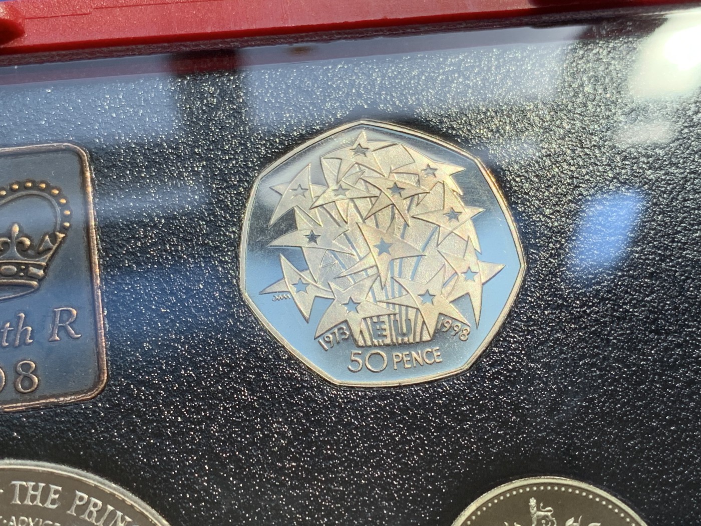 《竞宝斋》第215场-周日，周一 2场 (全场包邮) 英国1998年精致套币 到5镑高值克朗带证书proof set