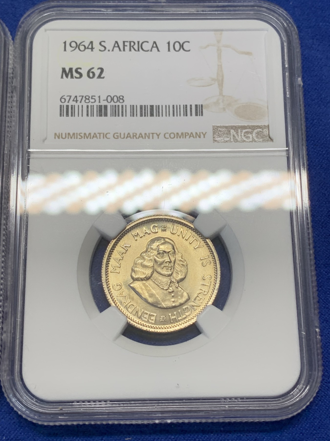 《竞宝斋》第215场-周日，周一 2场 (全场包邮) 两枚一组 NGC-MS64 美属菲律宾打铁女神20C银币，转光好品+NGC-MS62南非开拓者里贝克10C银币，光度好低评