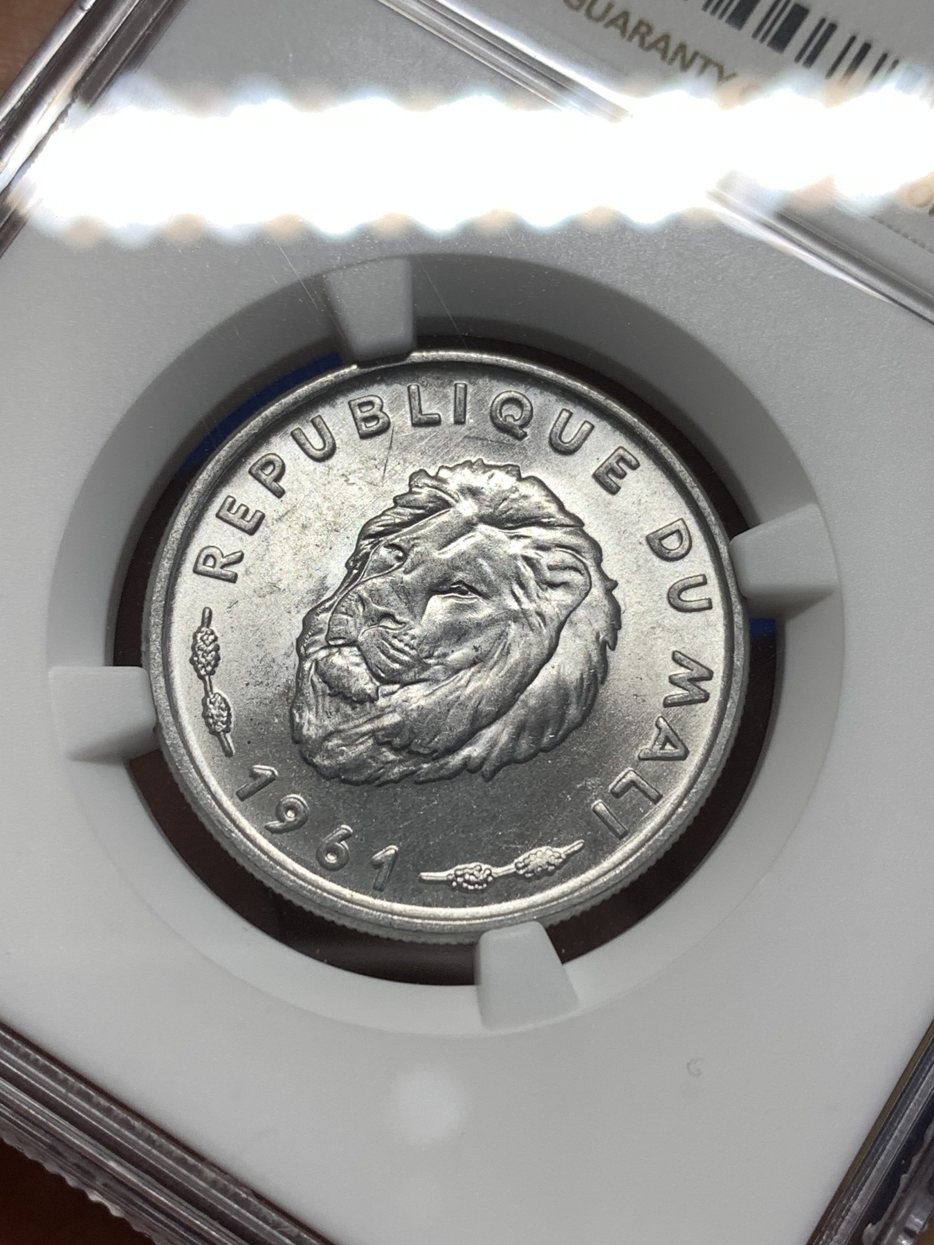 《竞宝斋》第215场-周日，周一 2场 (全场包邮) NGC MS63 马里1961年25法郎狮子头，好品