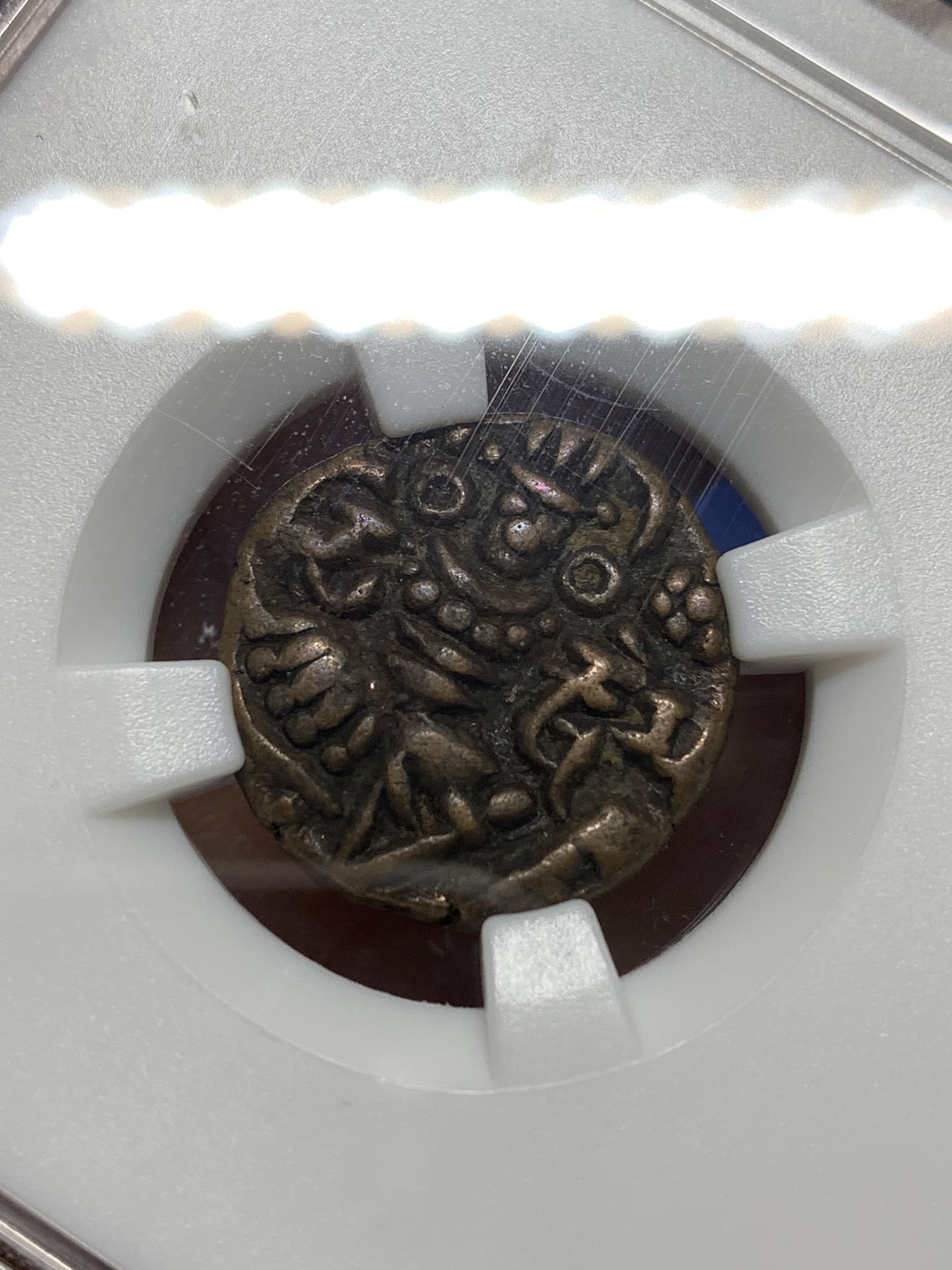 《竞宝斋》第215场-周日，周一 2场 (全场包邮) BRC XF 古印度 AD950-1100 克什米尔铜币，背财富女神阿多克索像，老味道