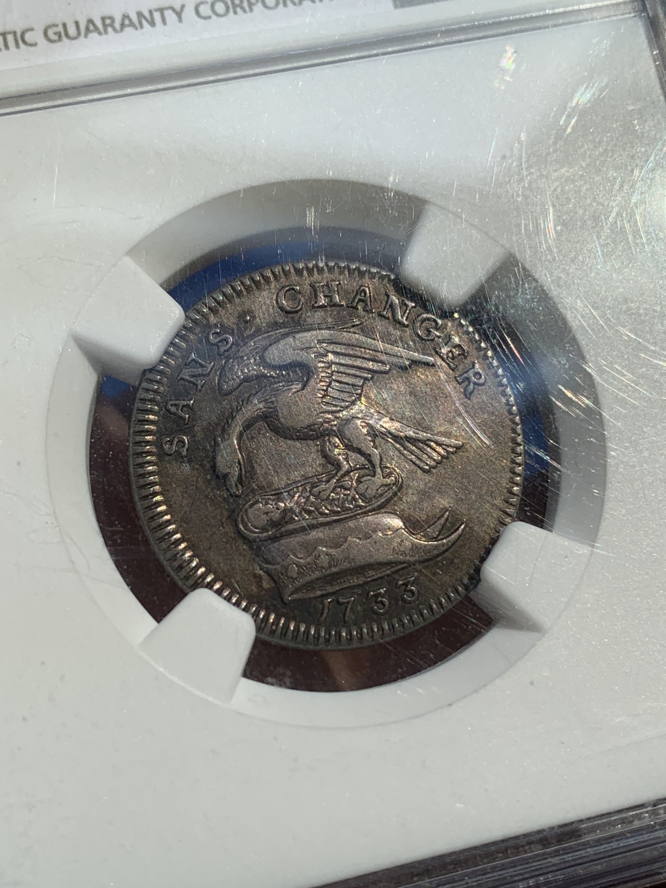 《竞宝斋》第215场-周日，周一 2场 (全场包邮) NGC-PF55 1733年 马恩岛半便士精致银样币 季军分 罕见FROSTED CAP版。常见好plain cap版紫彩包浆