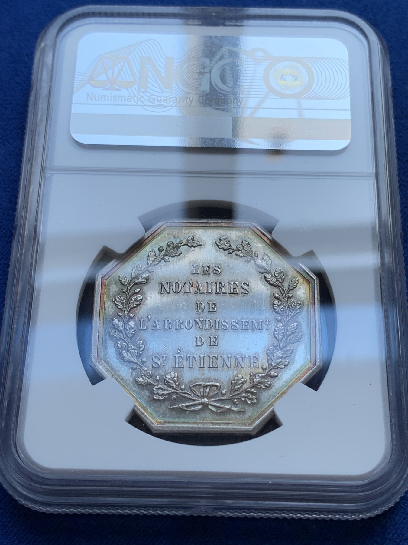 《竞宝斋》第215场-周日，周一 2场 (全场包邮) NGC MS63 法国1846艾蒂安公证处八角银质代币 五彩 高分