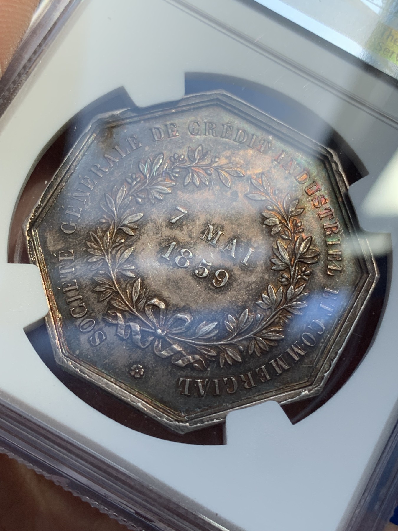 《竞宝斋》第215场-周日，周一 2场 (全场包邮) NGC-MS62 法国1859年 站人 八角银制JETON 顶级品相 五彩包浆