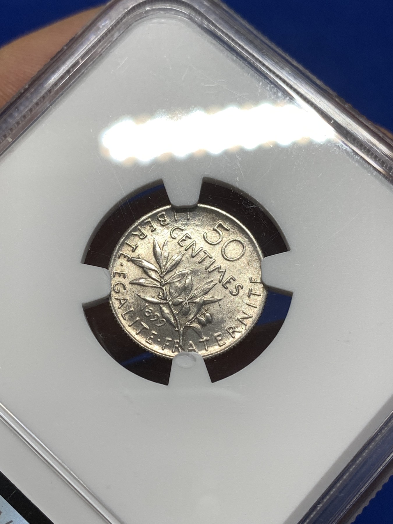 《竞宝斋》第215场-周日，周一 2场 (全场包邮) NGC-MS63 1899年法国行走女神50分银辅币，早期年份，银光充沛，63收藏级品相。此版19世纪早期年份稀见，更高分仅有3枚