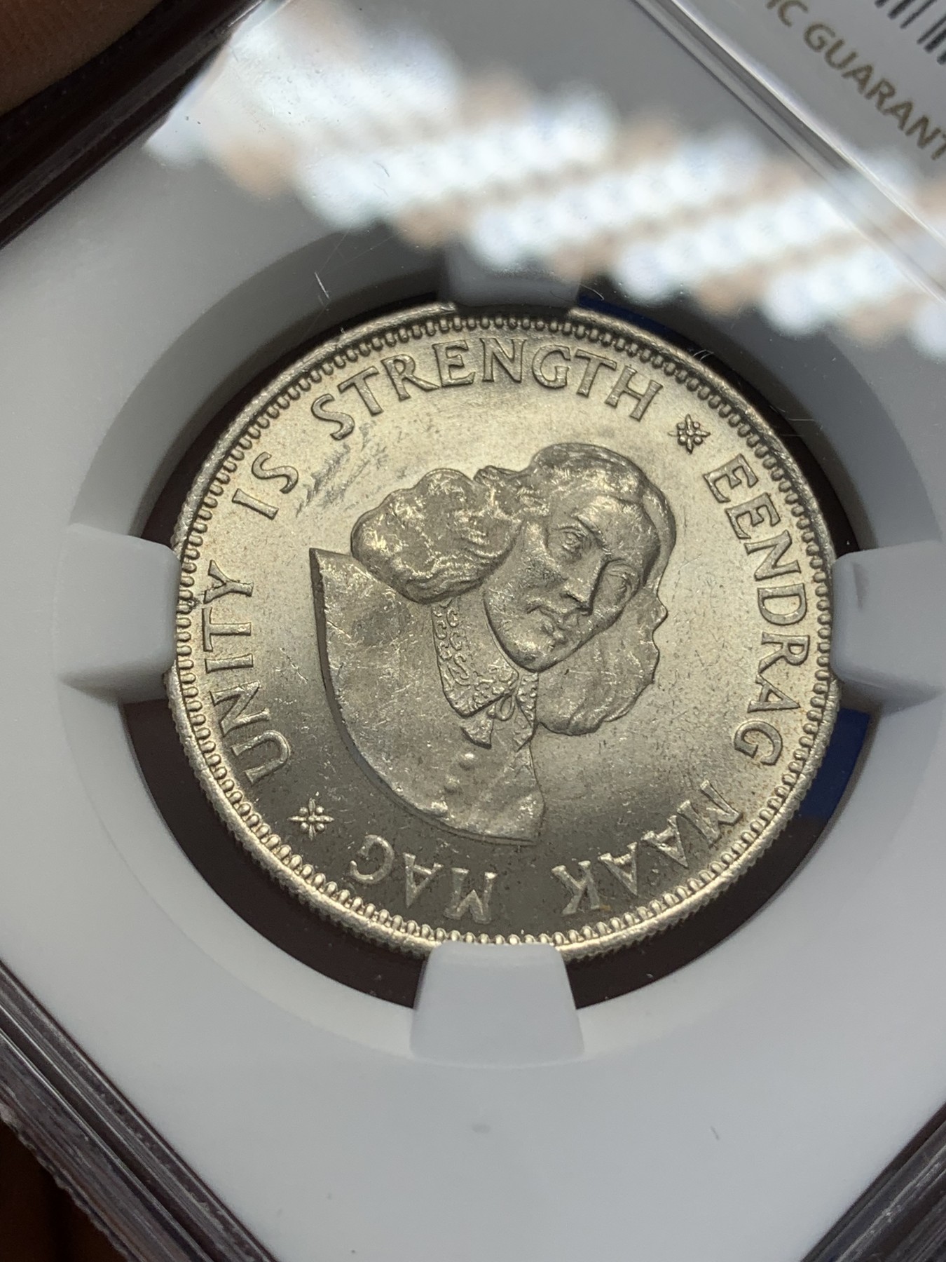 《竞宝斋》第215场-周日，周一 2场 (全场包邮) NGC MS63 南非1964年20分银币