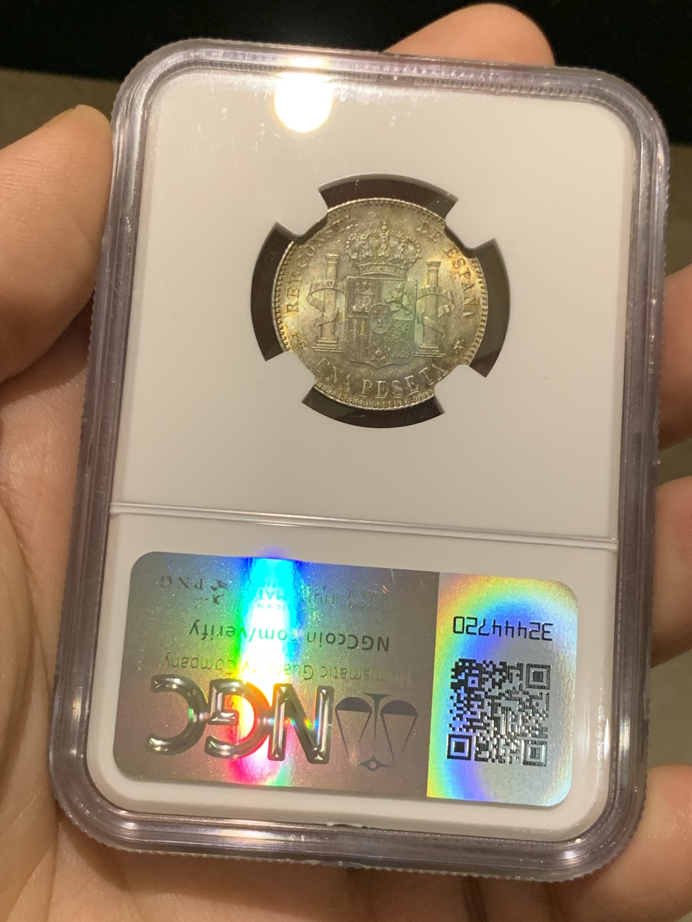 《竞宝斋》第215场-周日，周一 2场 (全场包邮) NGC MS64 西班牙1896年阿方索十三世1比塞塔银币 高分 五彩包浆 难得