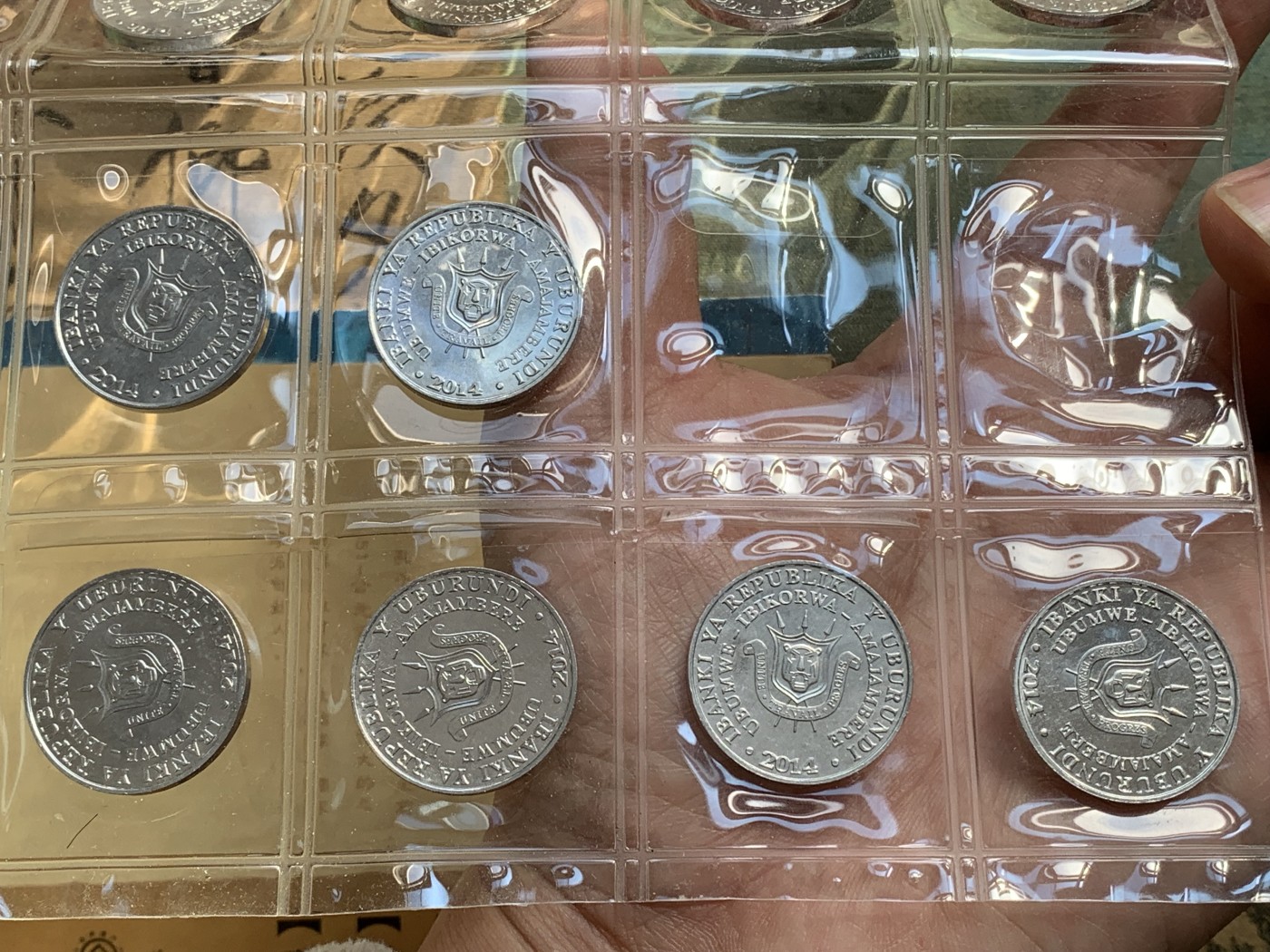 《竞宝斋》第215场-周日，周一 2场 (全场包邮) 5样一组 金斑喙凤蝶+中华鲟+三孔+明清故宫+布隆迪铝质鸟类纪念币两套（6枚一套）