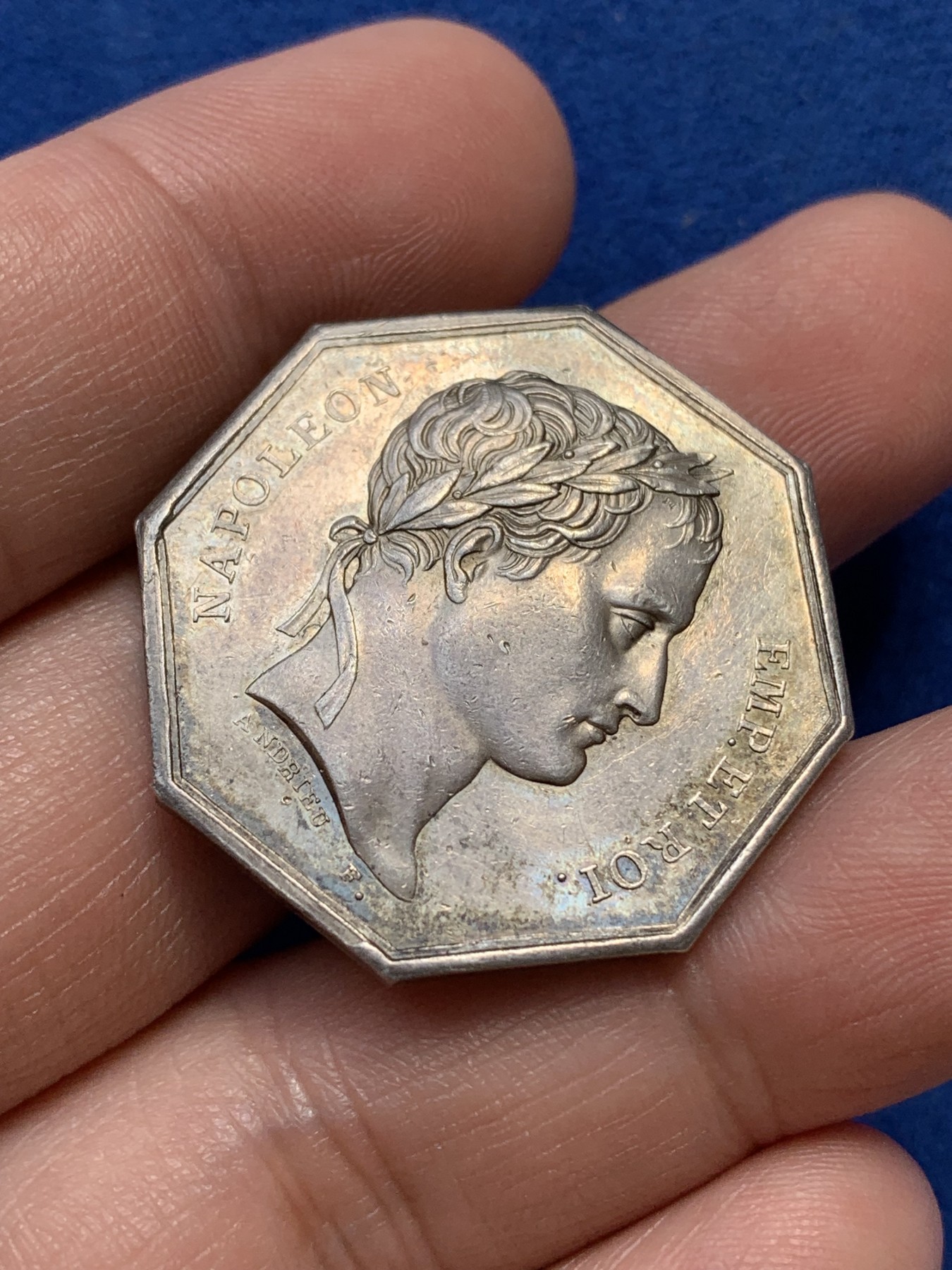 《竞宝斋》第215场-周日，周一 2场 (全场包邮) 法国 1809 拿破仑 迪耶普商会 银质八角代币 少见品种 早期无边铭 31.9mm 13.3克