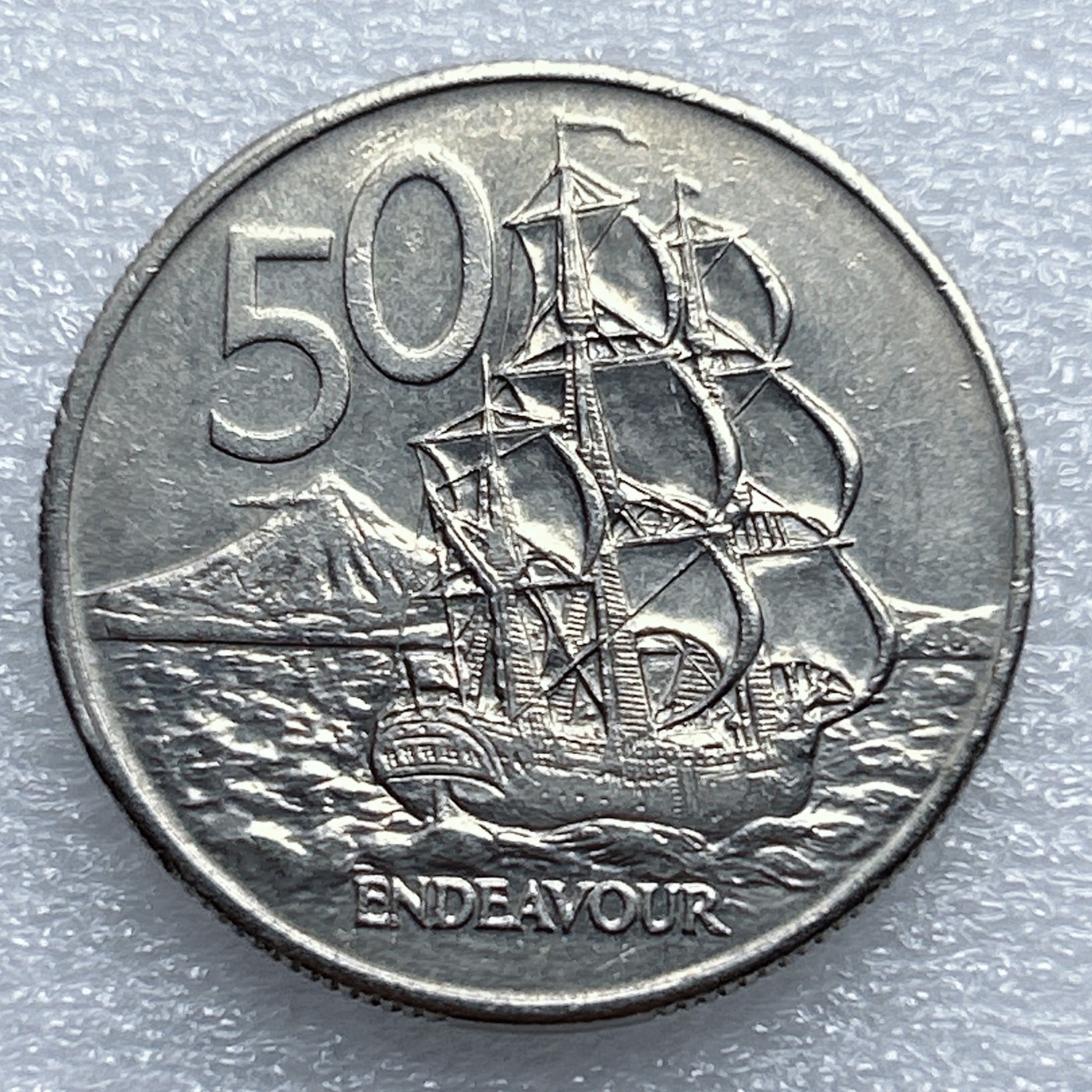 全场一元起拍 世界钱币散币专场 第37期 大帆船 新西兰1979年50分硬币 女王钱币