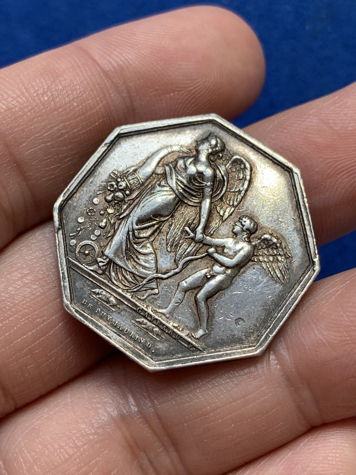 《竞宝斋》第215场-周日，周一 2场 (全场包邮) 法国 1832-1841 八角银质代币 天使与丘比特  极少见品种 神灯边铭 12克 29.8mm