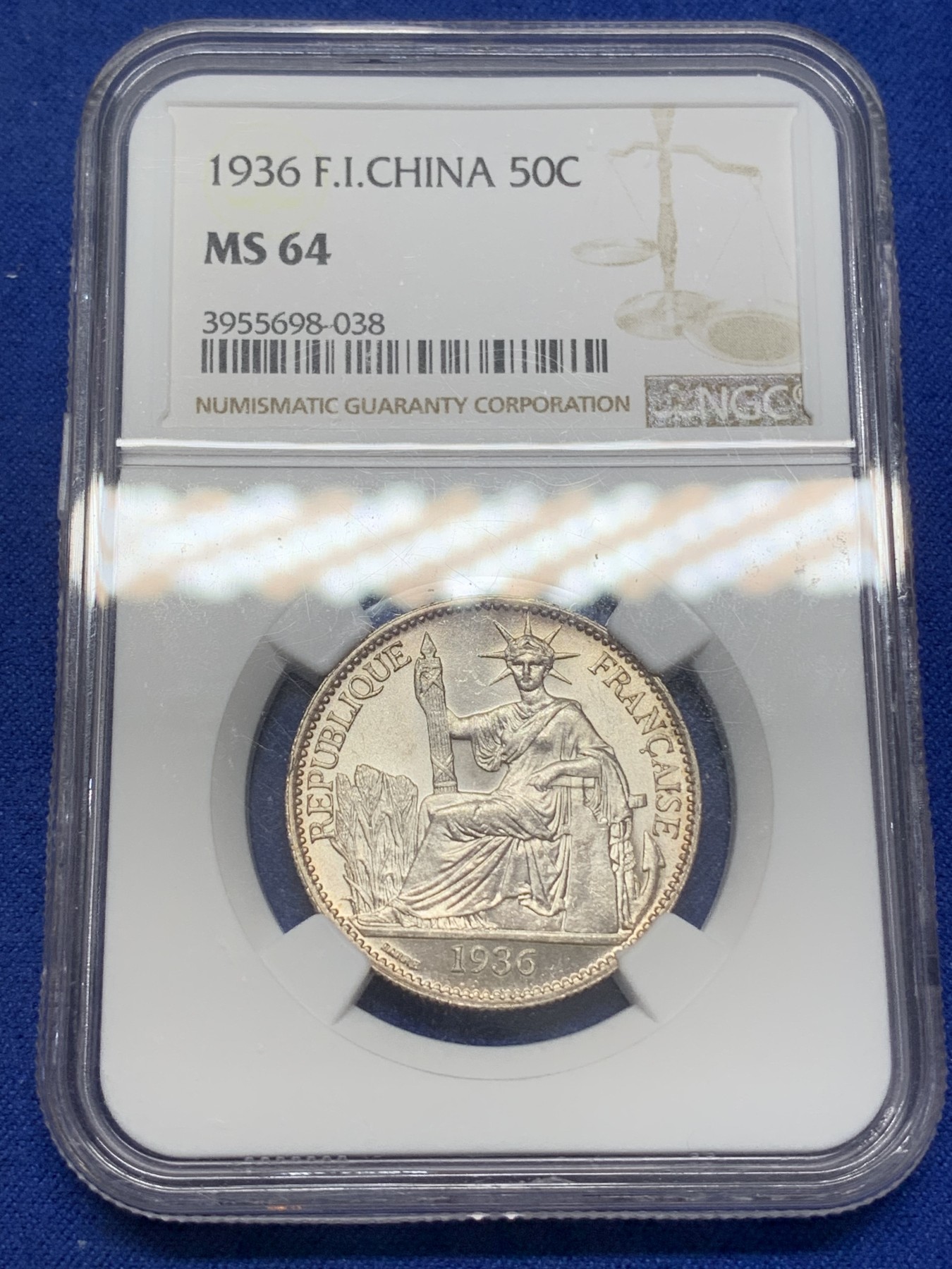 《竞宝斋》第215场-周日，周一 2场 (全场包邮) NGC MS64 法属印支 1936年 50分 淡彩包浆