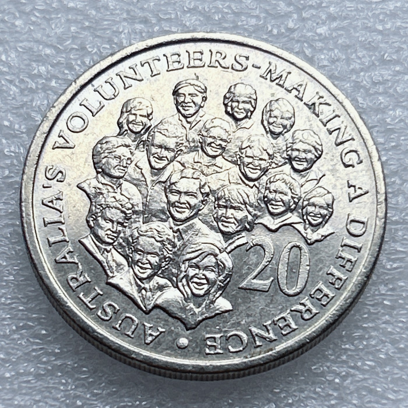 全场一元起拍 世界钱币散币专场 第37期 2003年澳大利亚20分纪念澳大利亚志愿者铜镍币