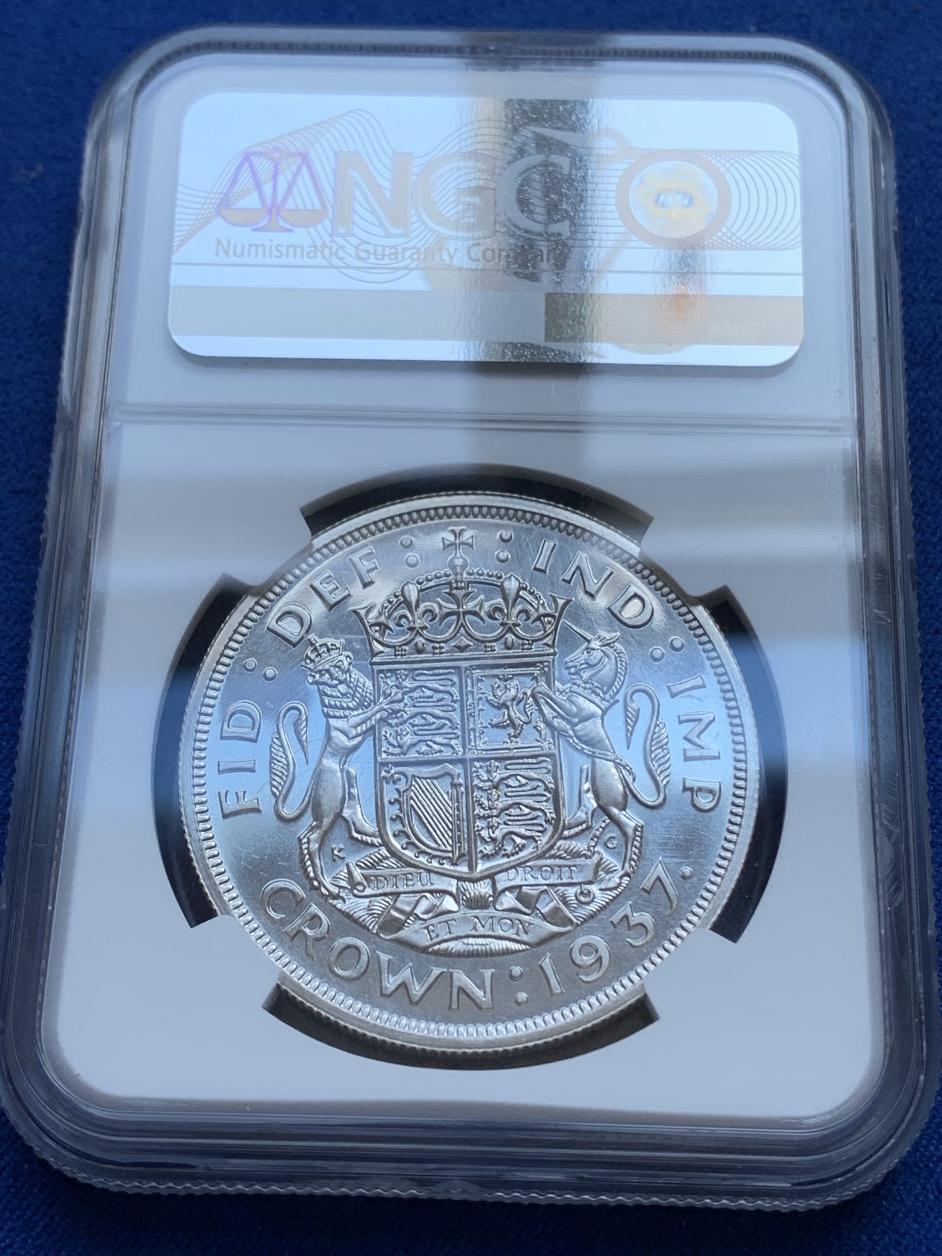 《竞宝斋》第215场-周日，周一 2场 (全场包邮) NGC-PROOF D 英国 1937年 乔治六世 登基 精制克朗 银币 看不出没分 上海N一言难尽