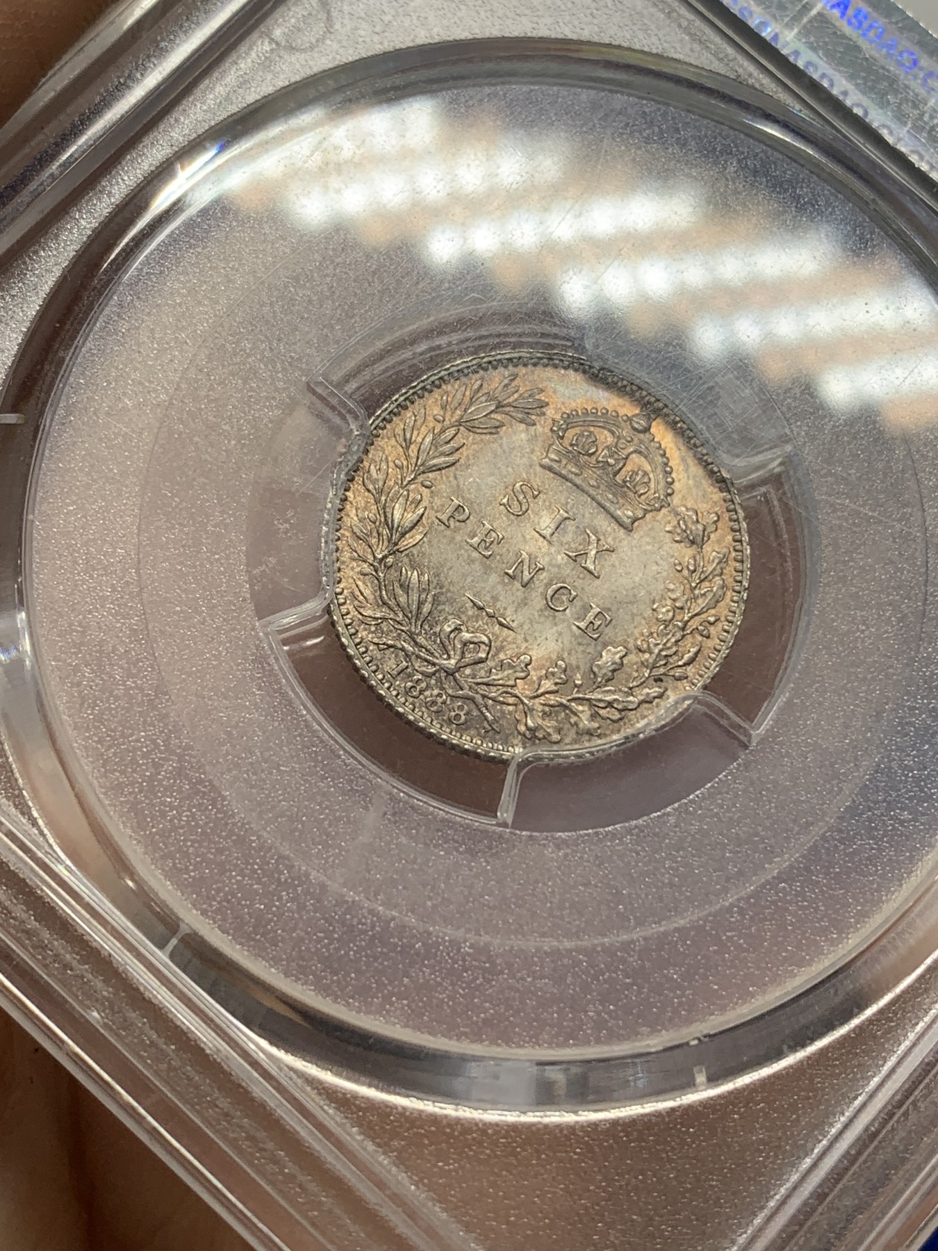 《竞宝斋》第215场-周日，周一 2场 (全场包邮) PCGS-MS63 1888年 英国维多利亚 6便士银币 原光彩包浆