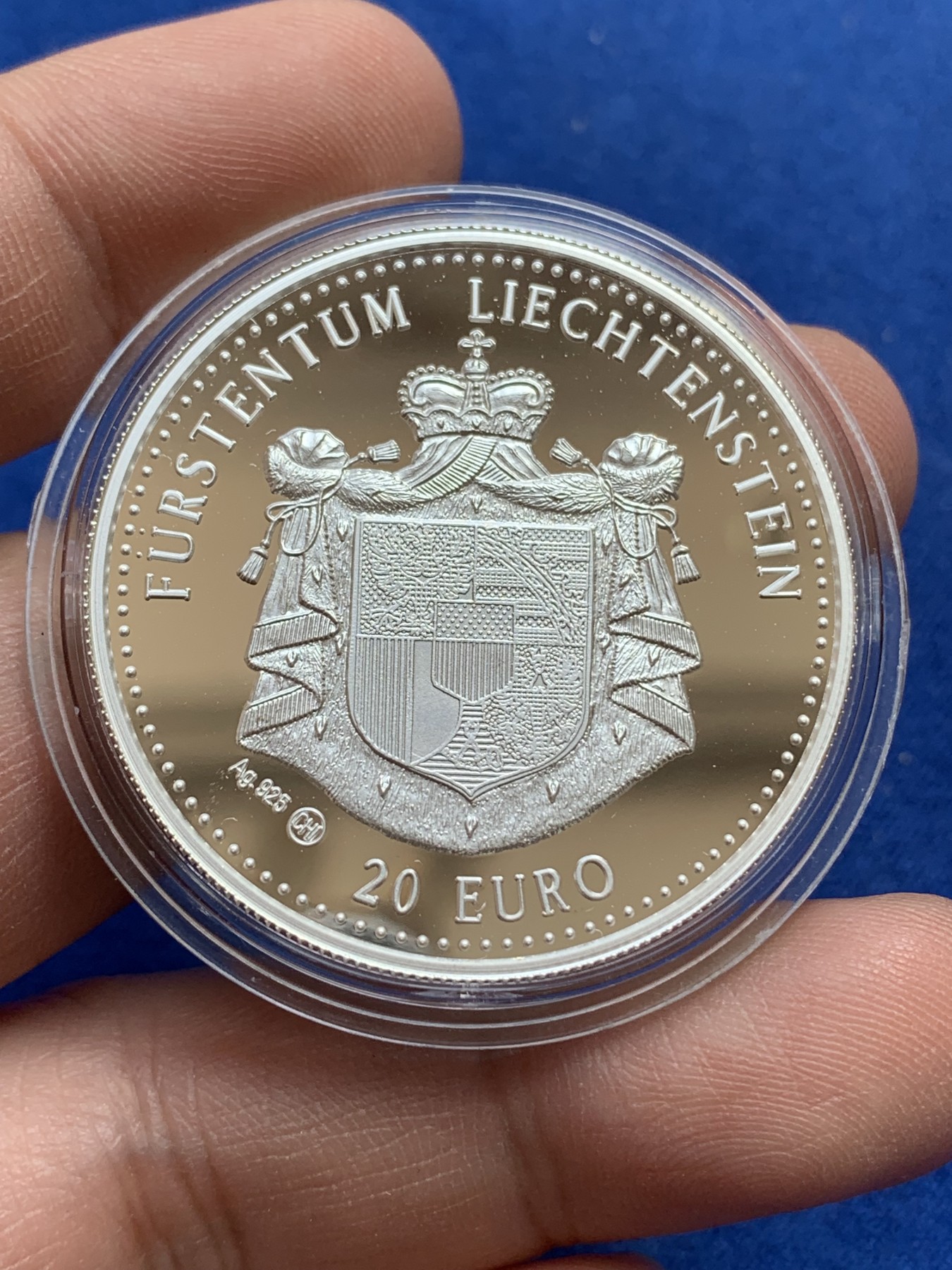 《竞宝斋》第215场-周日，周一 2场 (全场包邮) 列支敦士登1996年大公金马车20欧元精制大银币 925银