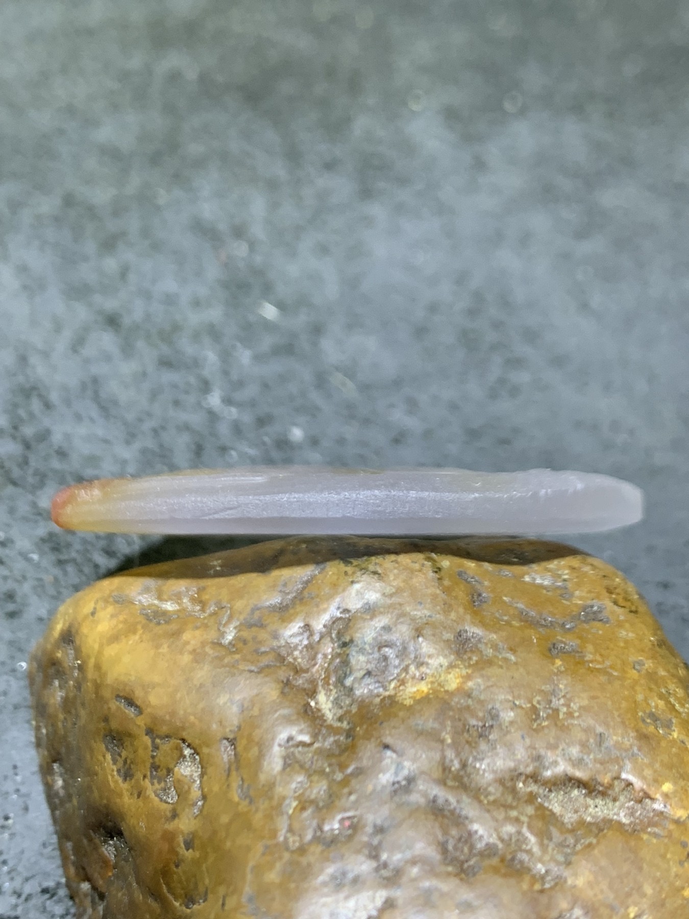 精美天然亚光高玉化巴西玛瑙手工俏色巧雕白鹭吊坠一个，