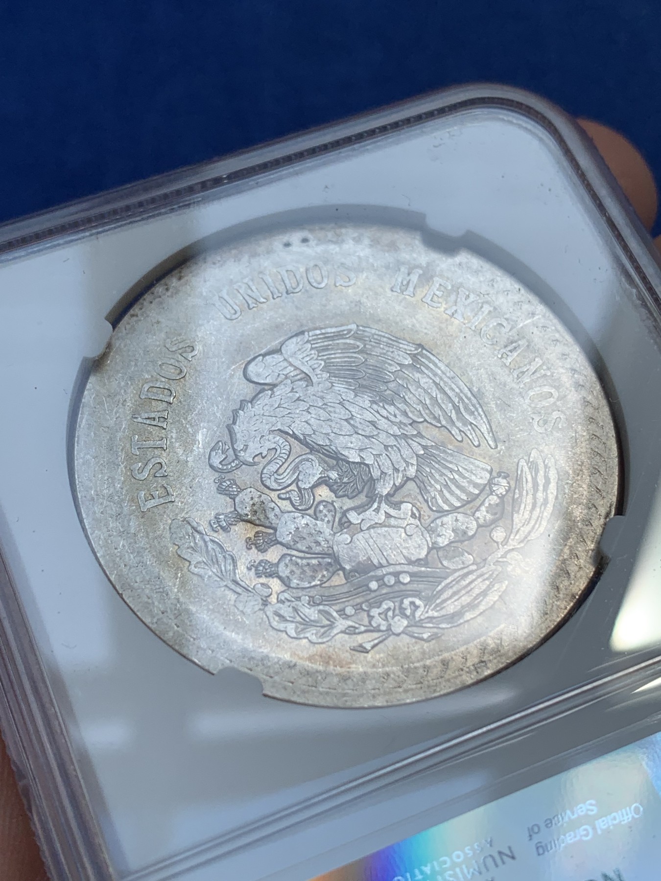 《竞宝斋》第215场-周日，周一 2场 (全场包邮) NGC-AU55 安圭拉1967年加盖墨西哥1948年5比索 MS状态转光感十足，低评