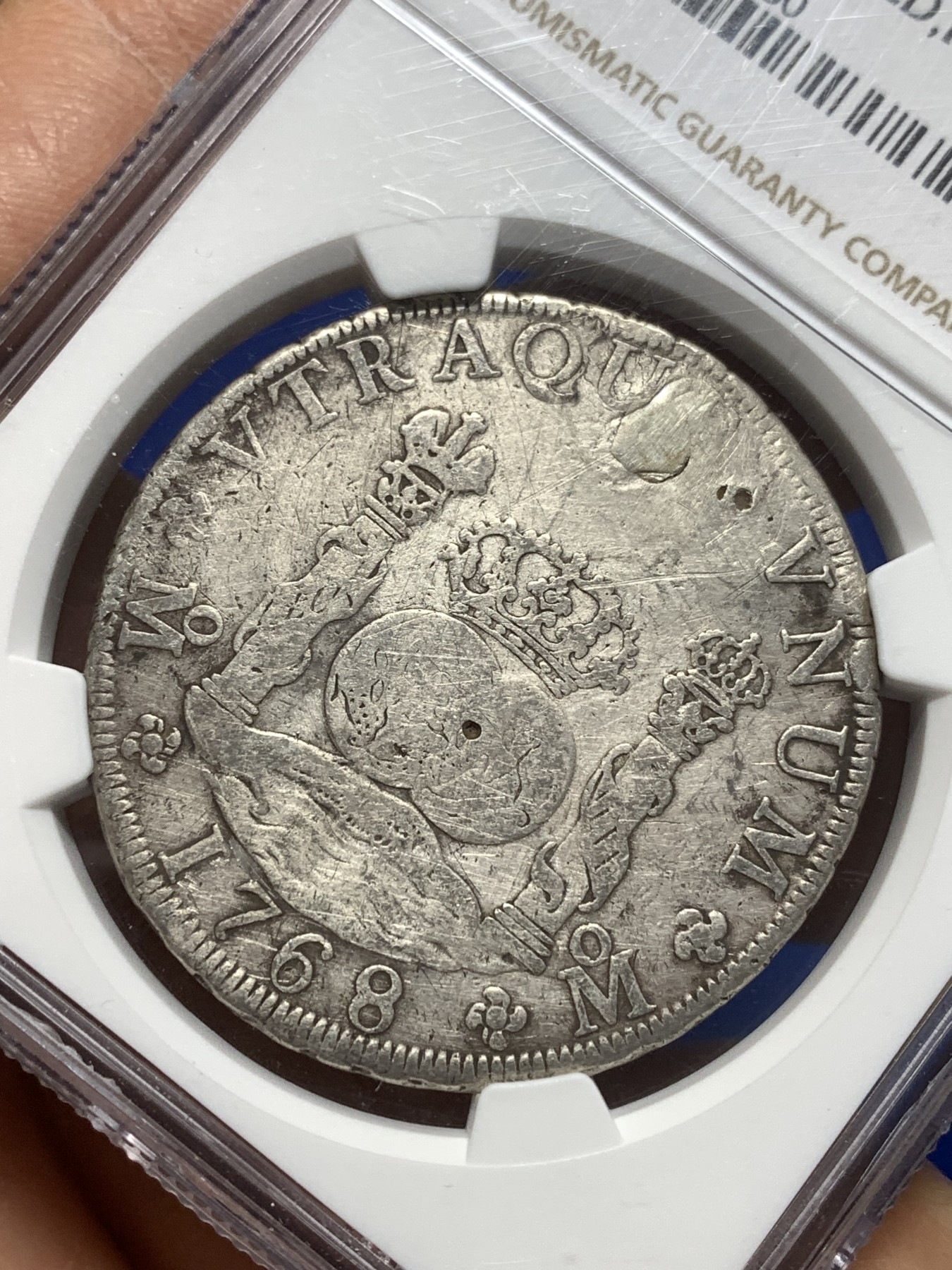 《竞宝斋》第215场-周日，周一 2场 (全场包邮) NGC-FD 西属墨西哥1768年地球双柱8R大银币