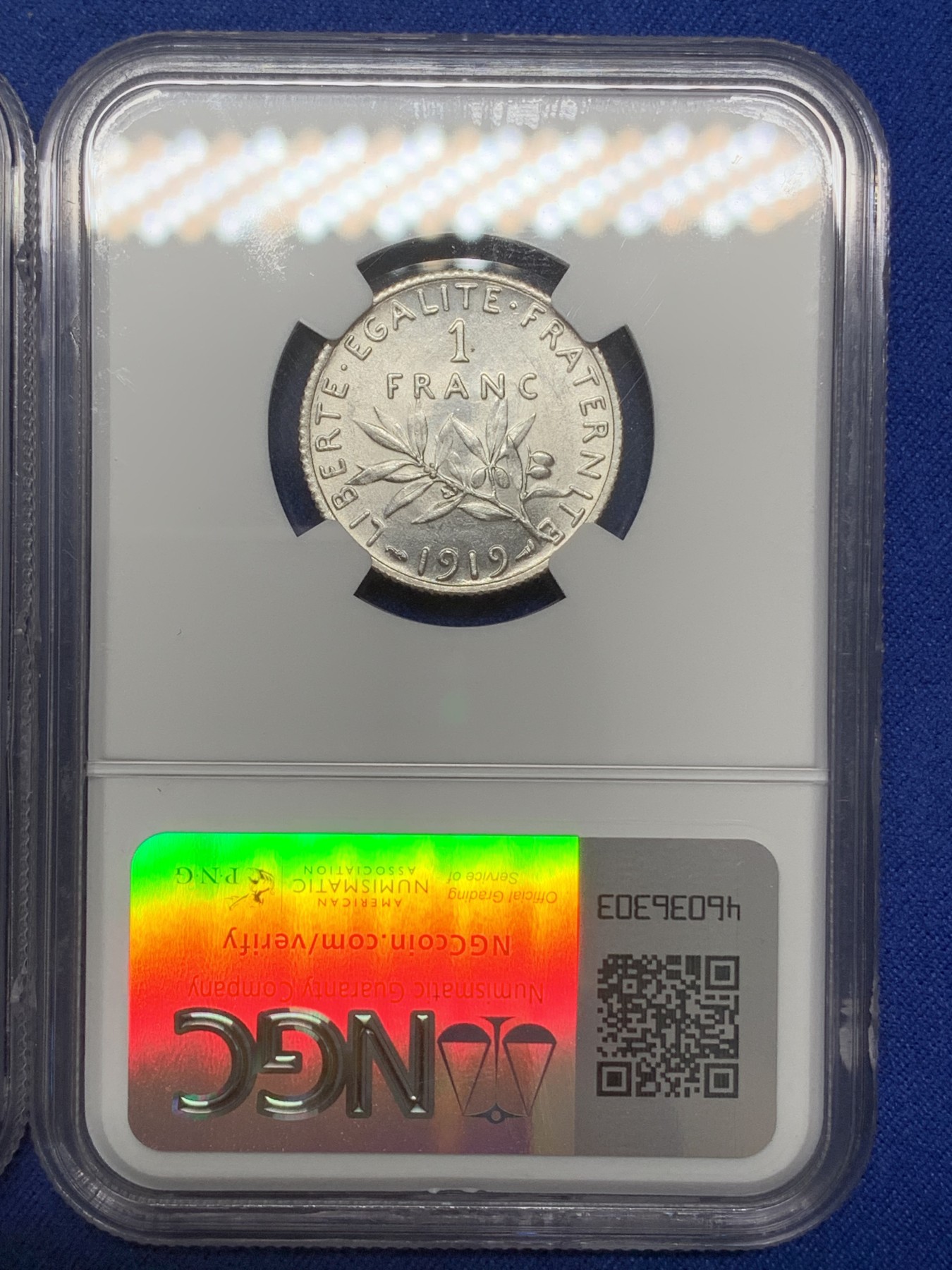 《竞宝斋》第215场-周日，周一 2场 (全场包邮) 两枚一组 NGC-UNC品质银币，埃及1937法鲁克一世2皮阿斯特银币+法国1919年1法郎播种女神银币