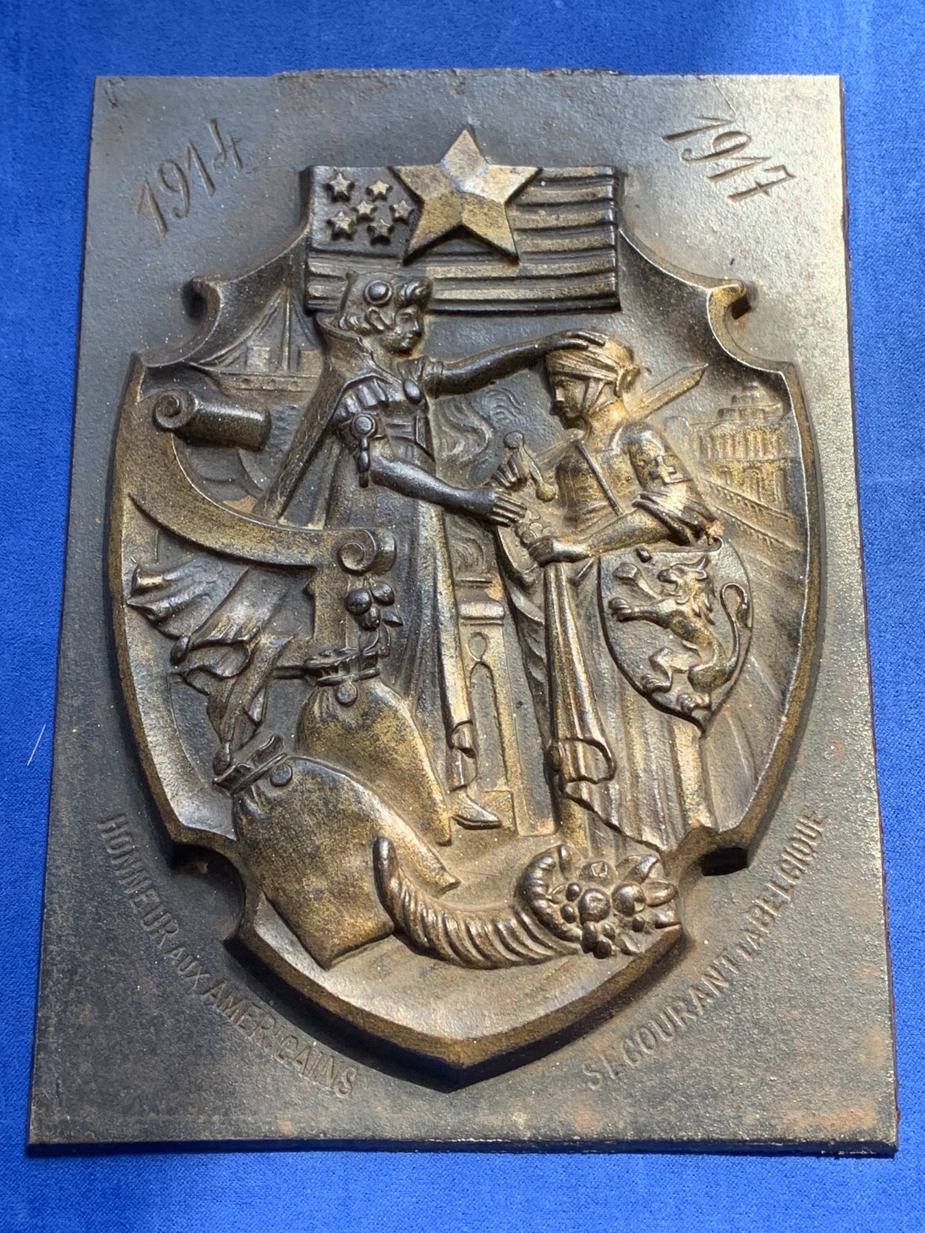 《竞宝斋》第215场-周日，周一 2场 (全场包邮) 二战胜利之感谢美军解放比利时铜牌匾 13.8CM*19CM, 689g