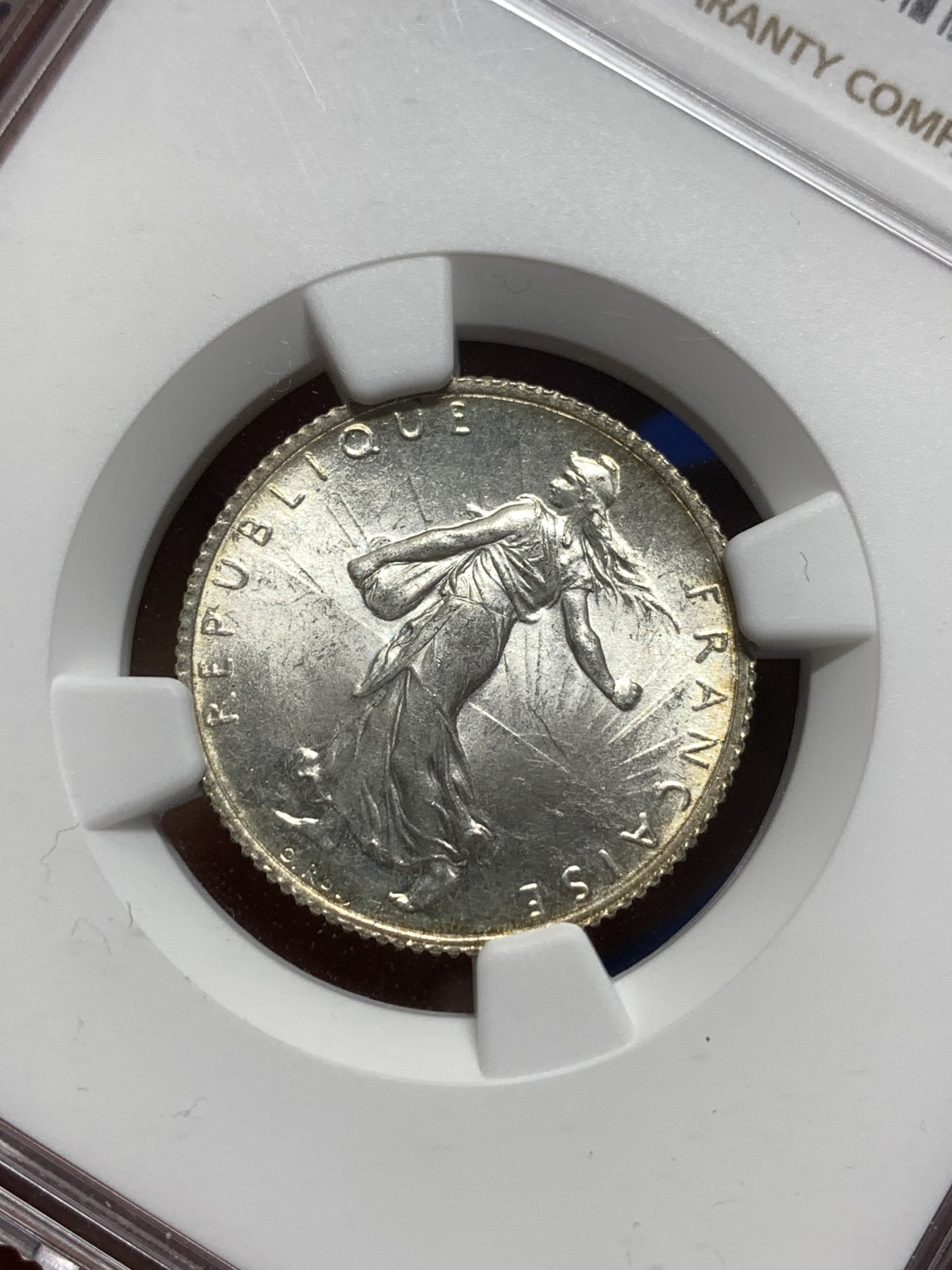 《竞宝斋》第215场-周日，周一 2场 (全场包邮) NGC MS63 法国1916年播种女神1法郎银币