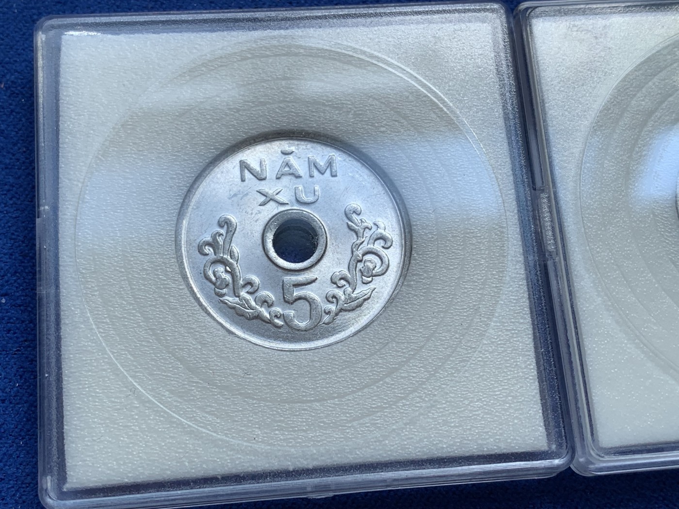 《竞宝斋》第215场-周日，周一 2场 (全场包邮) 3枚一组 越南1975年铝币