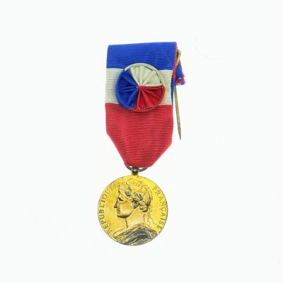 勋章奖章交易所11月18日拍卖 - 法国金级劳工奖章，银质镀金