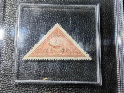 洪涛臻品批发群 精选邮票限时拍卖第1154期  【【稀缺原版票】】纪10和平  《《原版》》  新全  ASG85OP，早期稀缺的不可再生资源，能到达评级标准的货源十分有限，是老纪特精品中的精华，随时ASG评级的兴起，老纪特原版票必将成为炙手可热的臻品！！末图以往裸票价格做参考。